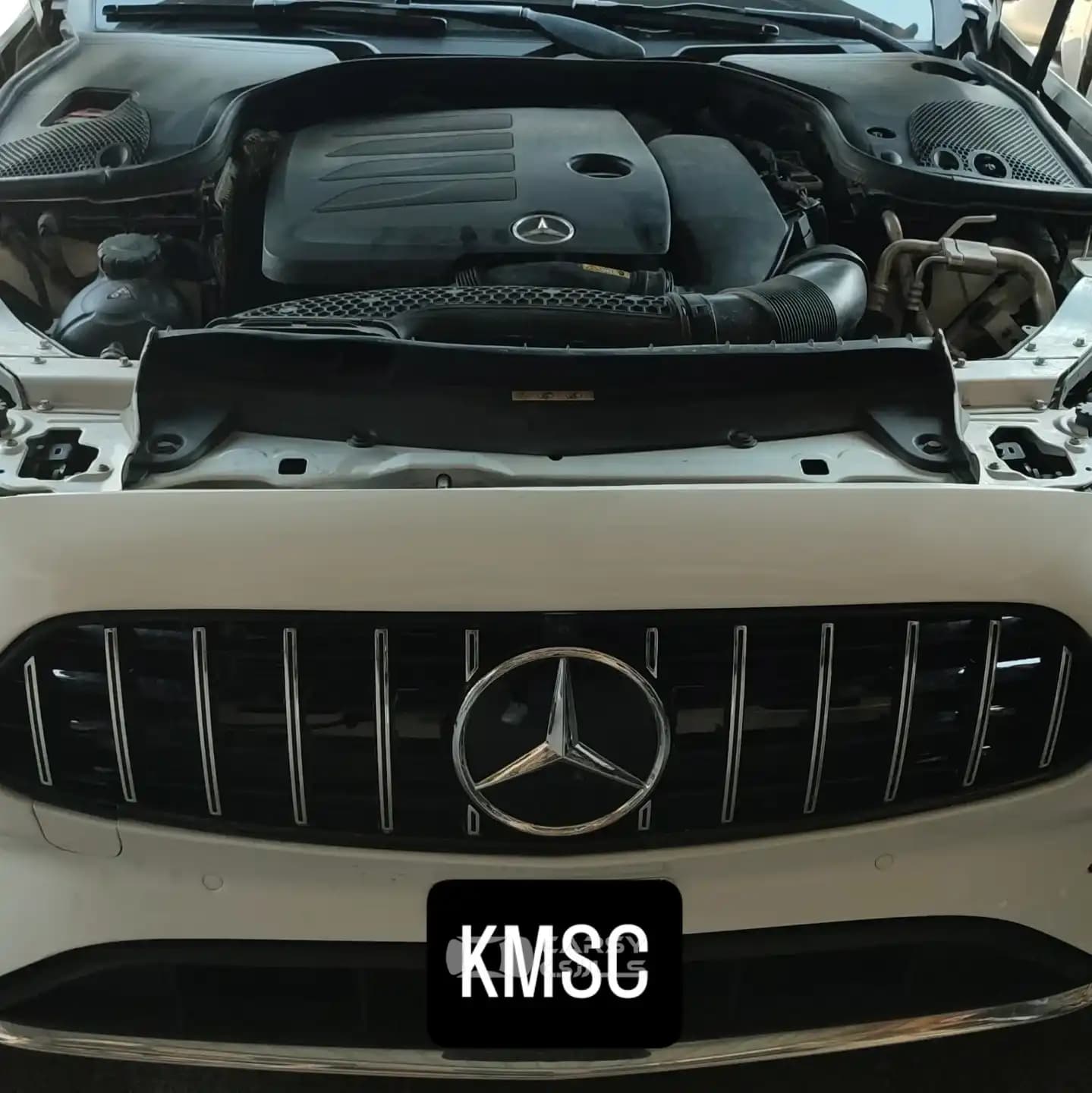 (KMSC) kasem Mercedes serves center - Image 4