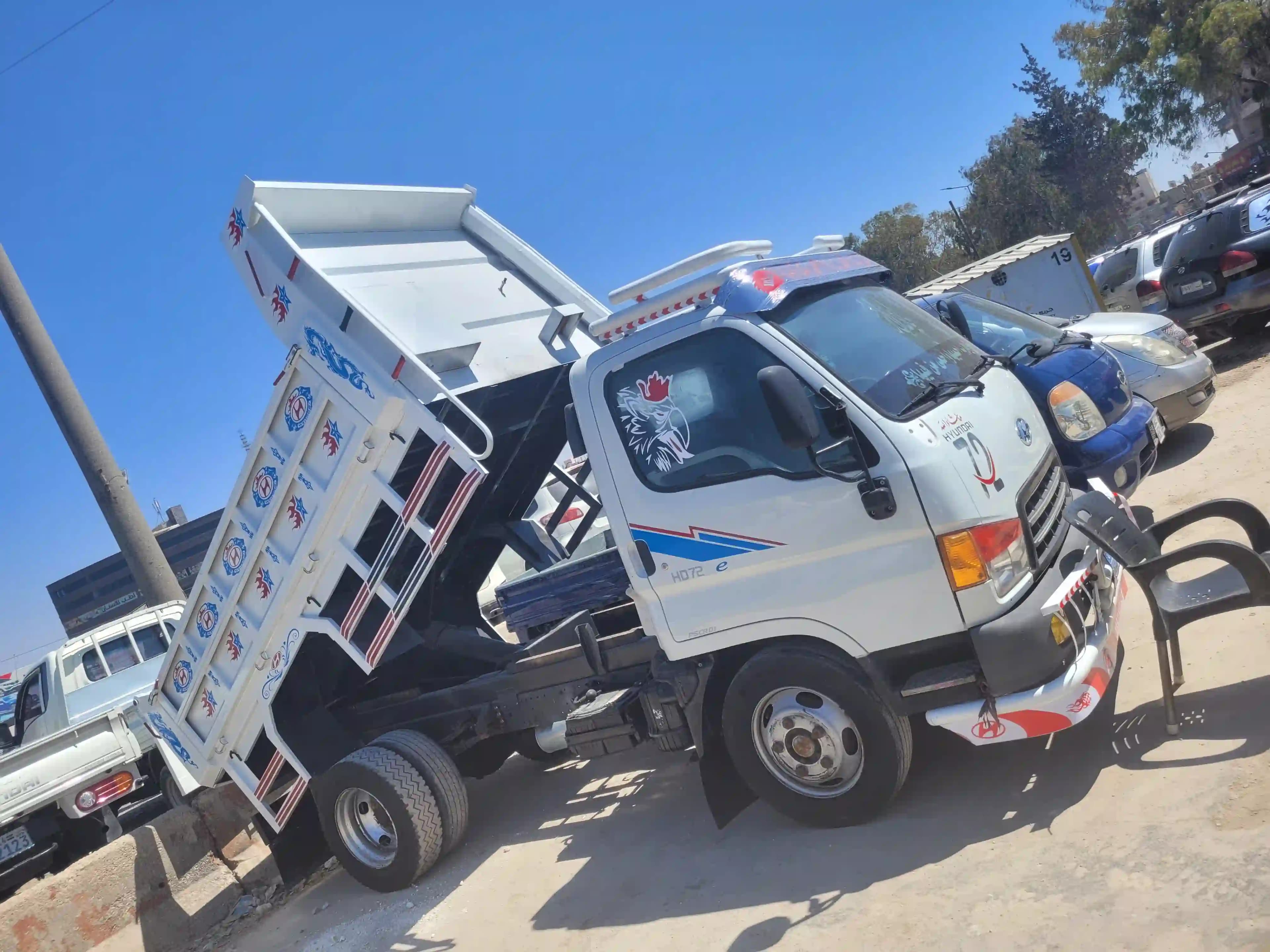 2010 هيونداي HD72