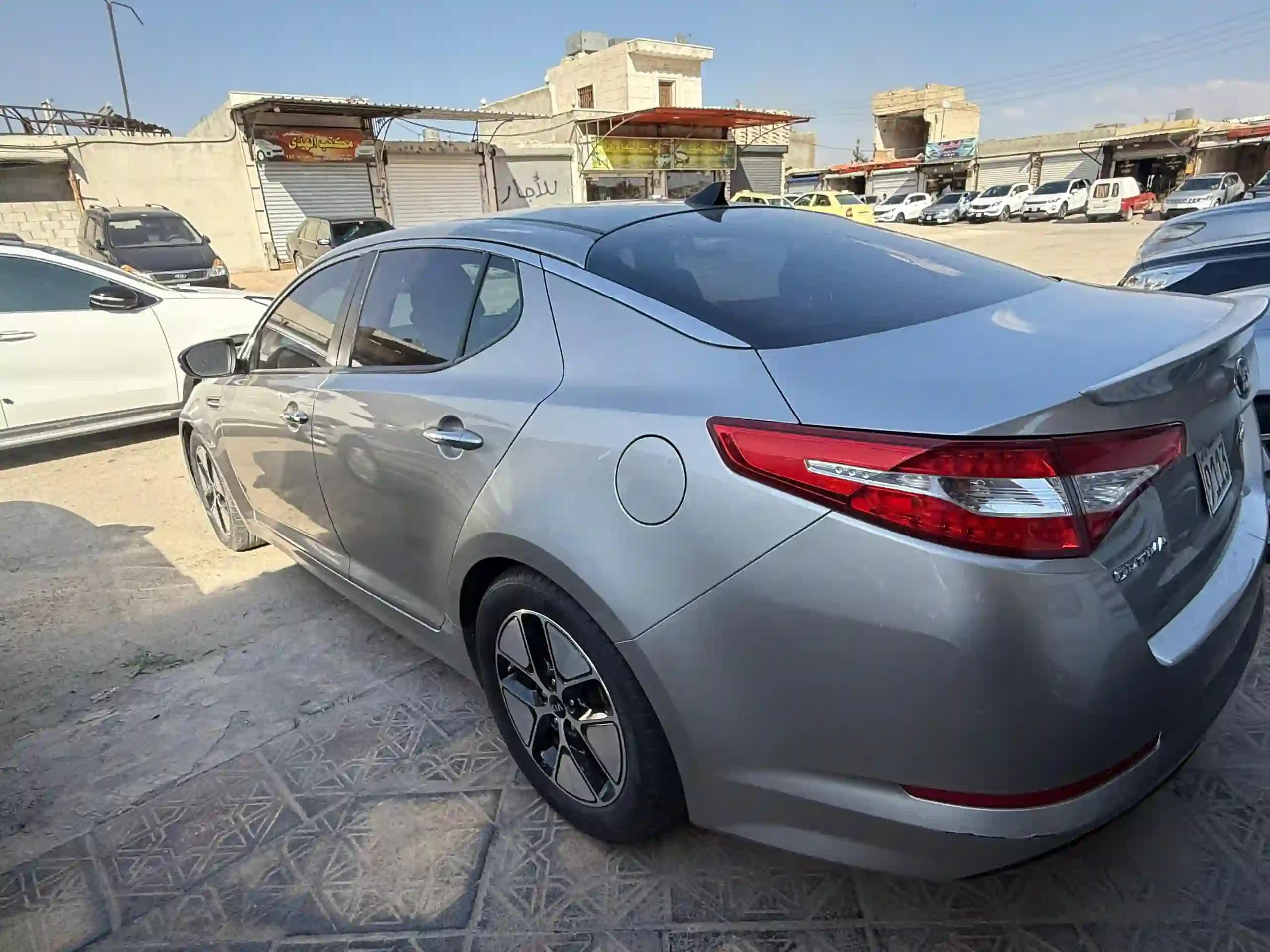 2013 كيا أوبتما - Image 6