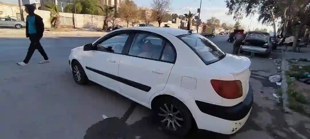 2010 كيا ريو