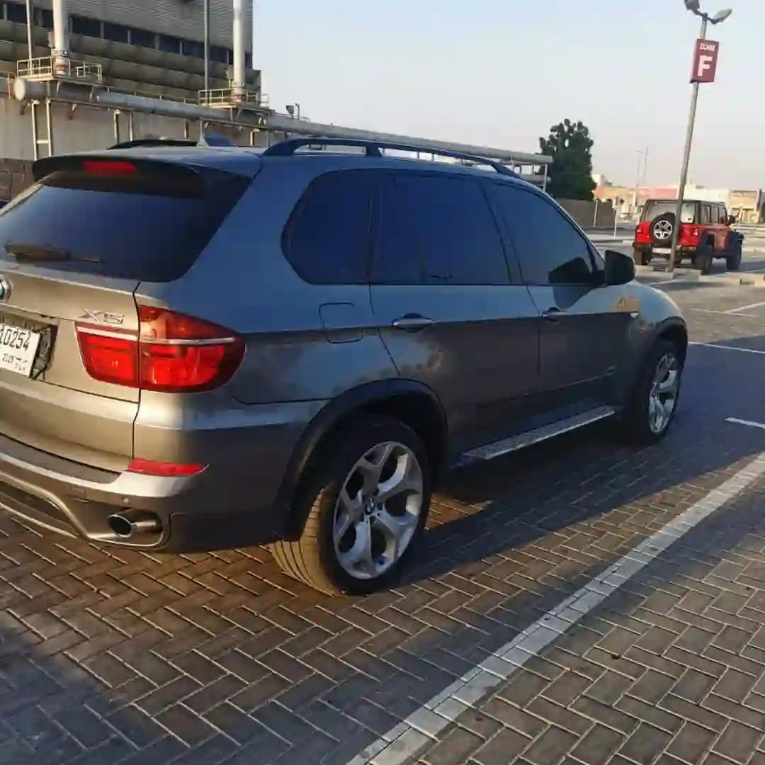 2013 بي إم دبليو X5 - Image 2