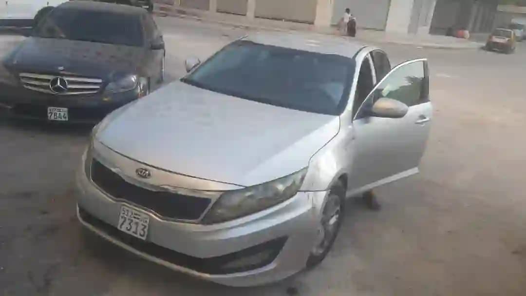2013 كيا أوبتما - Image 7