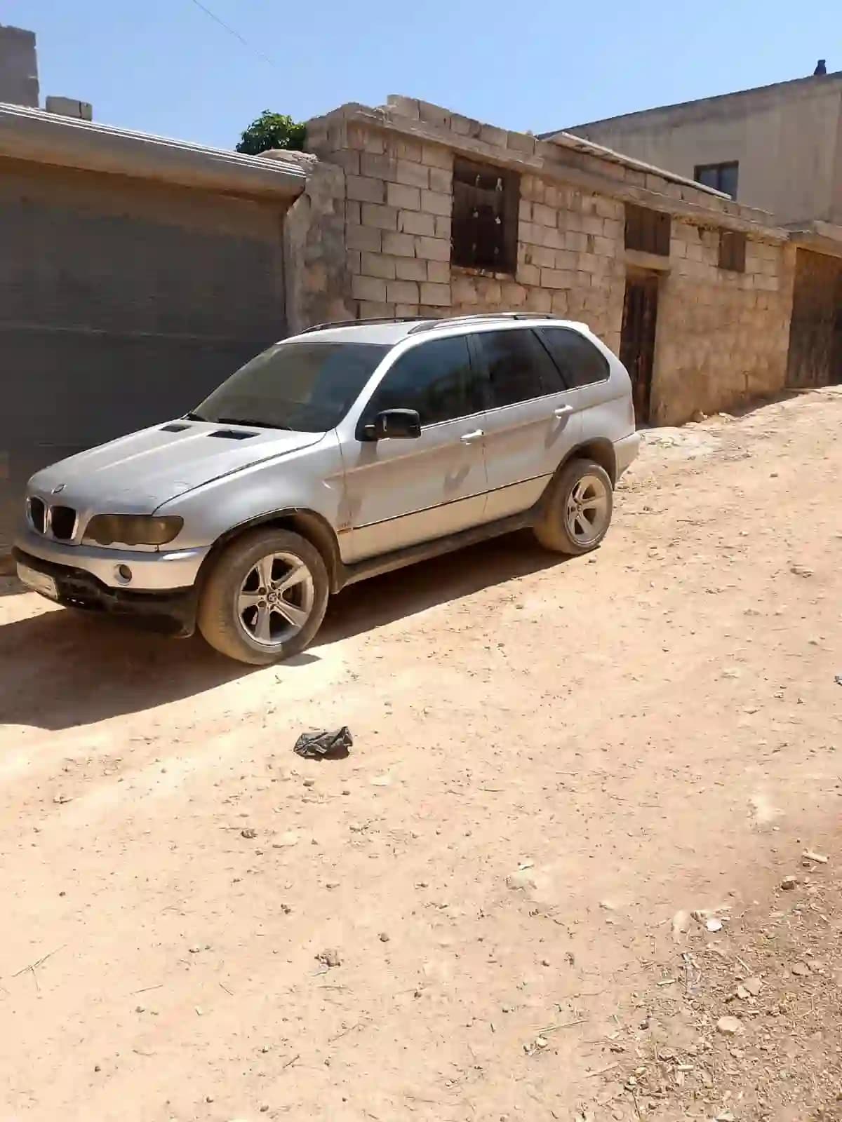 2002 بي إم دبليو X5 - Image 5