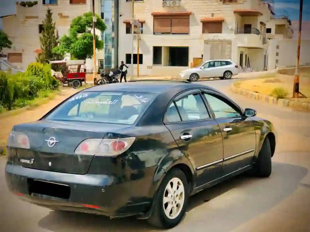 2011 مازدا 626
