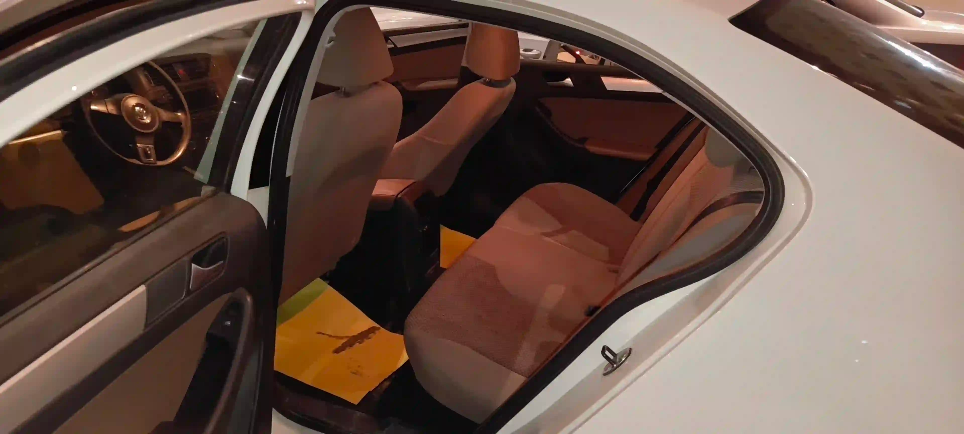 2014 فولكس فاجن جيتا - Image 6