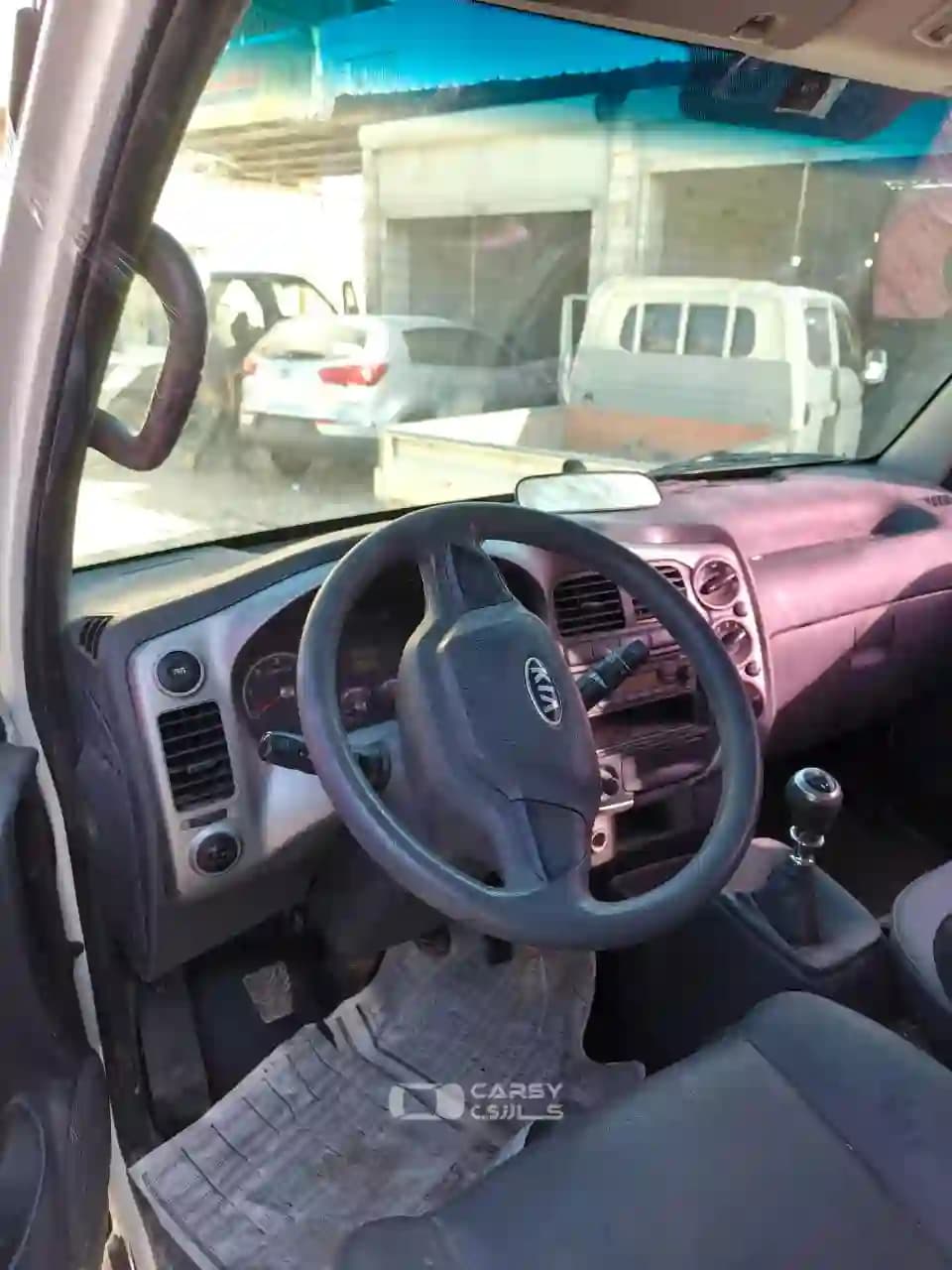 2013 كيا بونجو - Image 2
