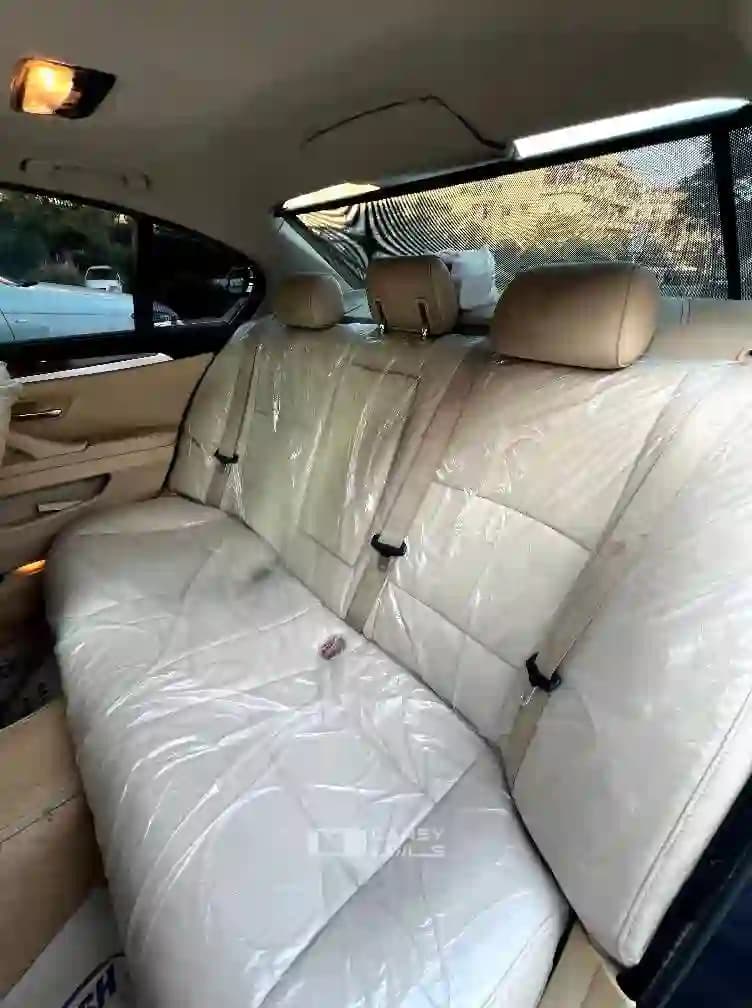 2012 بي إم دبليو M5 - Image 7