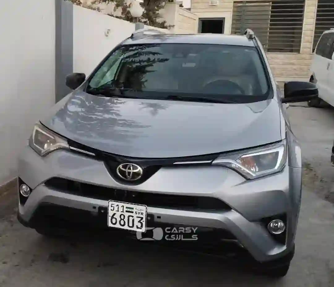 2018 تويوتا رافور - Image 2