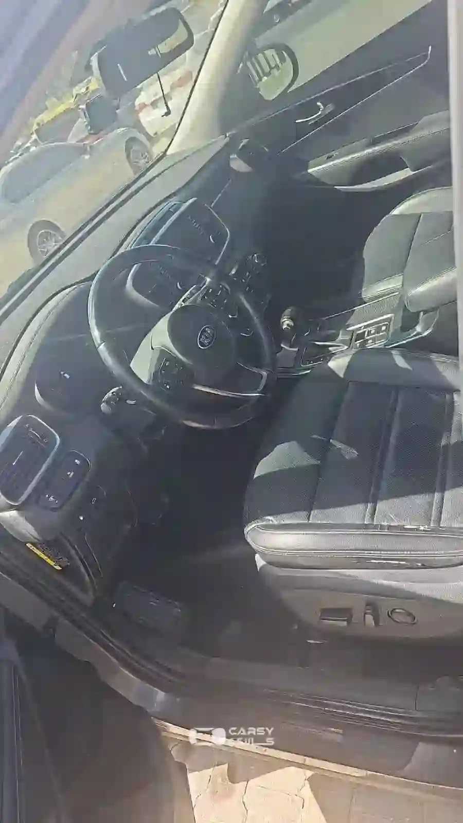 2015 كيا سورينتو - Image 3
