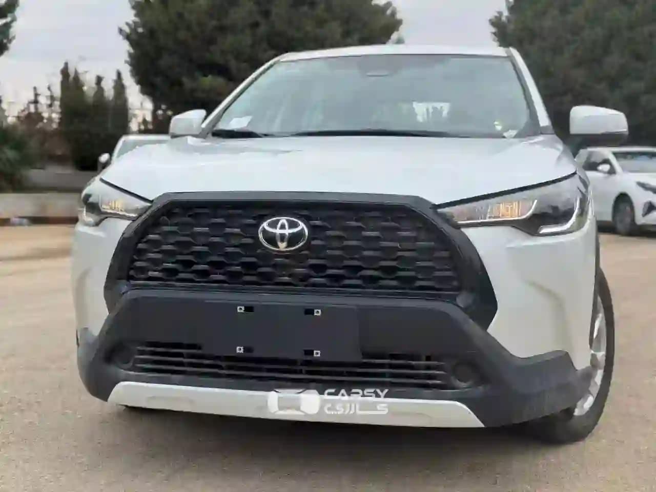 2024 تويوتا كورولا كروز - Image 3
