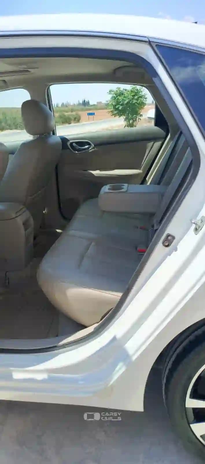 2015 نيسان سنترا - Image 10