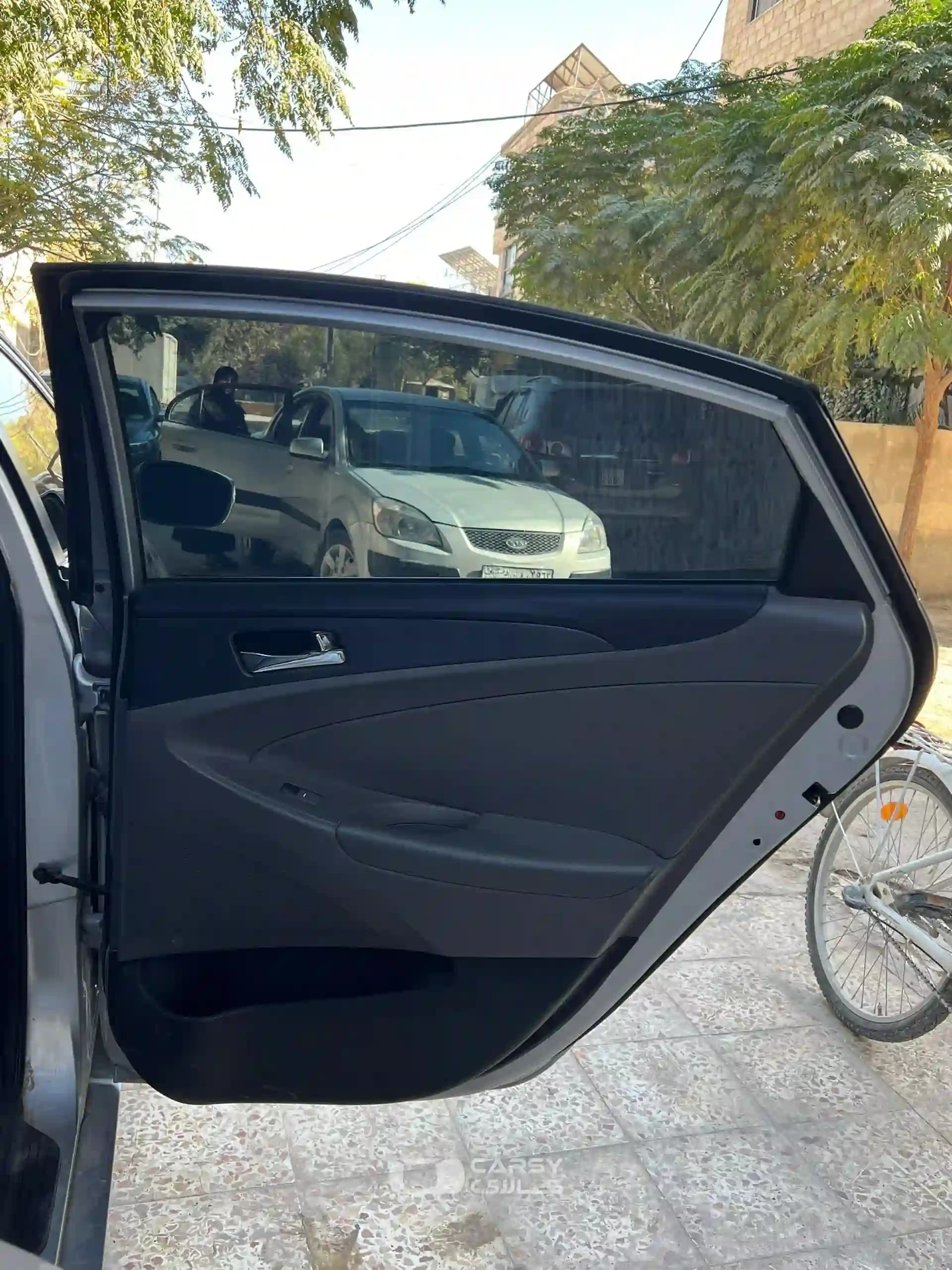 2011 هيونداي سوناتا - Image 9