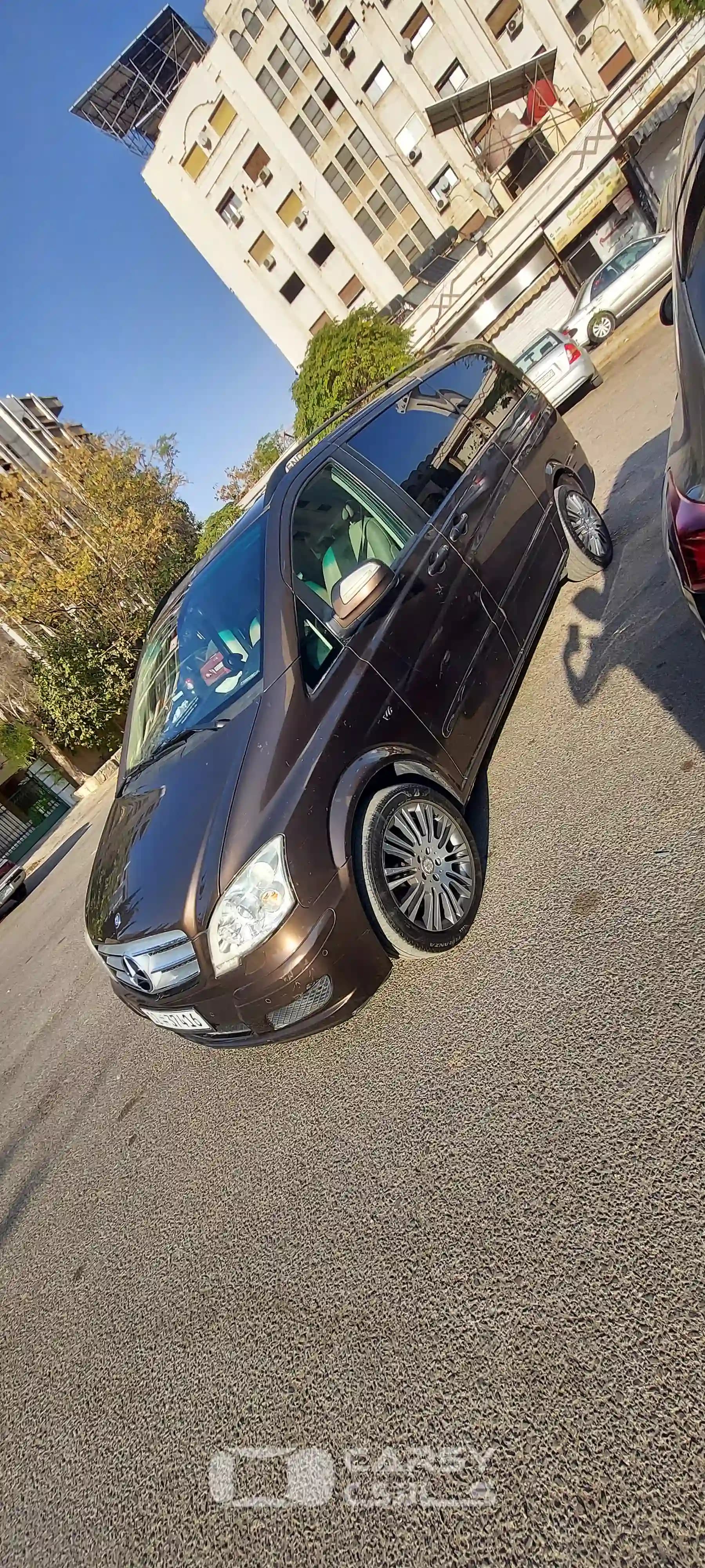 2013 مرسيدس بنز V CLASS