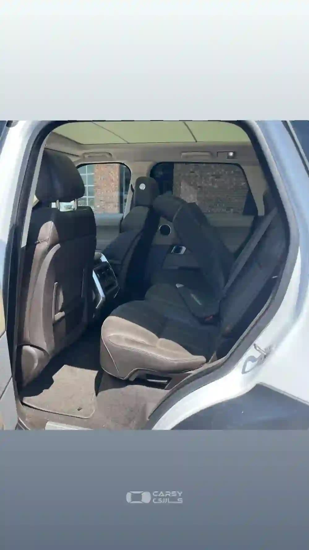 2016 لاندروفر سبورت - Image 7