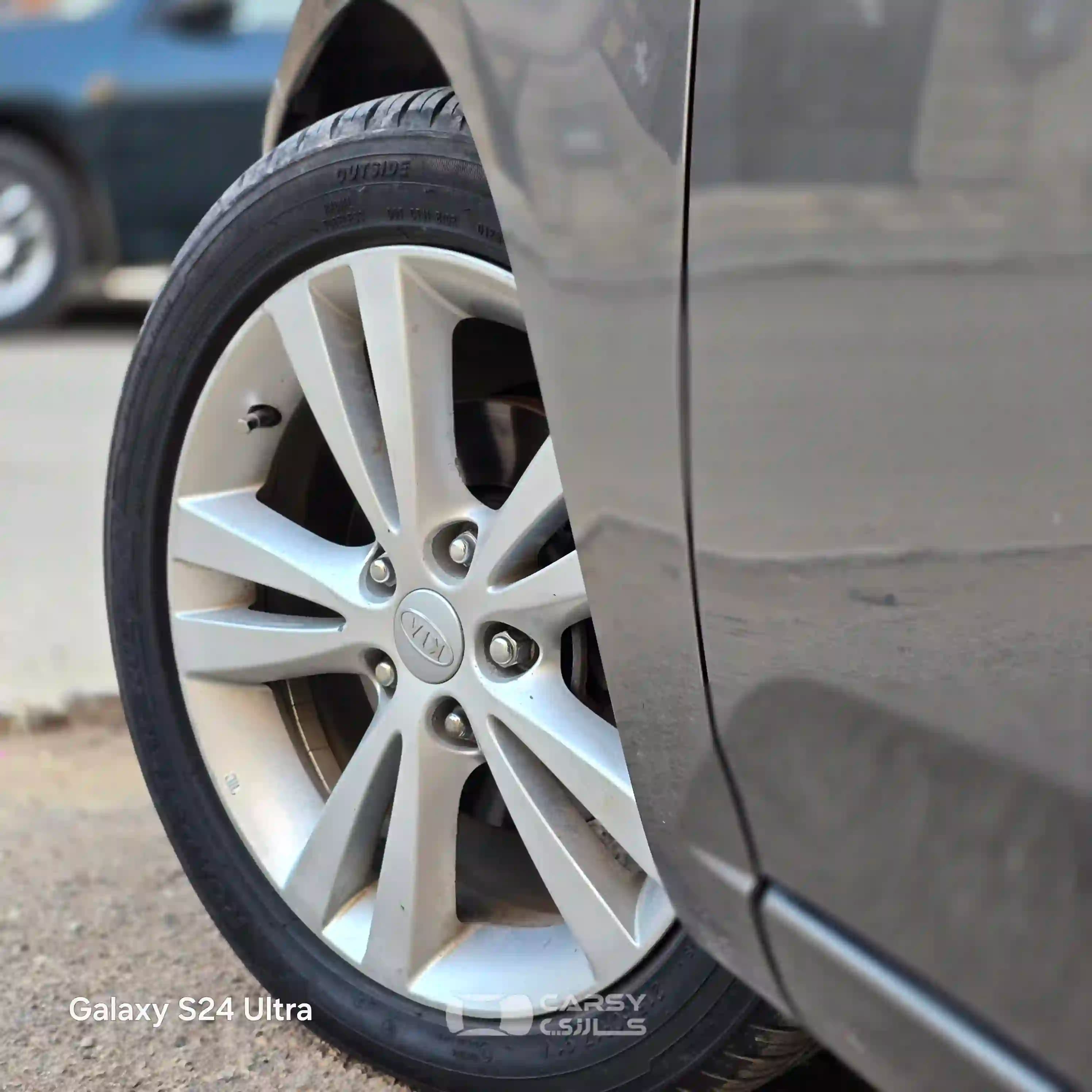 2013 كيا فورتي - Image 3