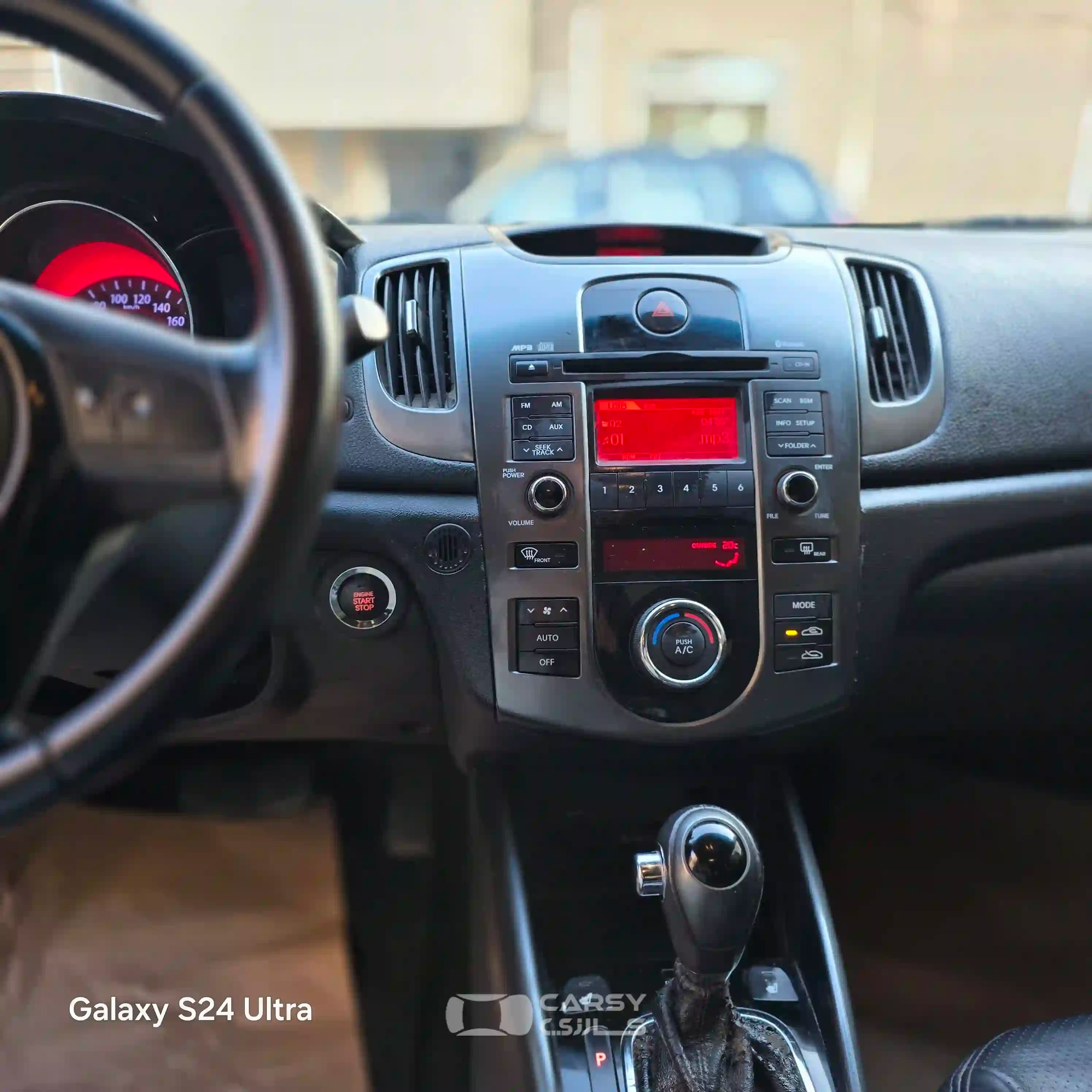 2013 كيا فورتي - Image 7