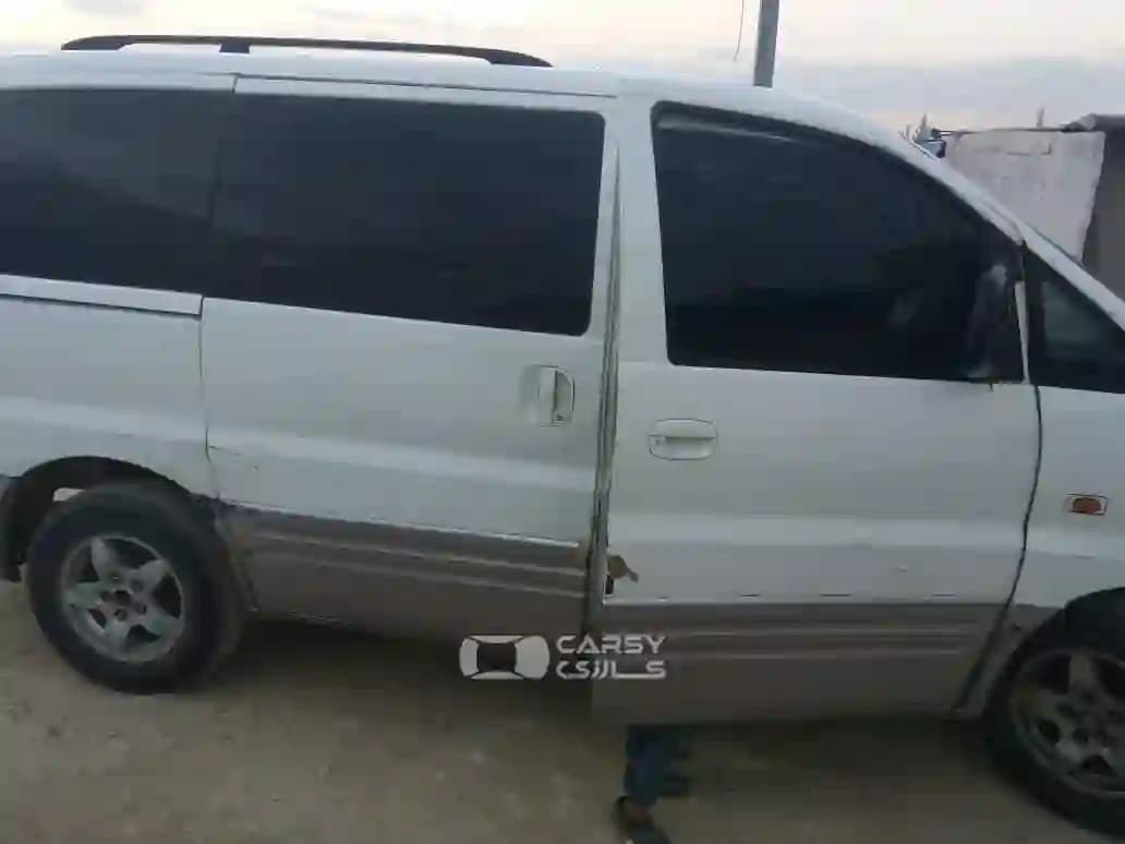 2000 هيونداي H1 - Image 2