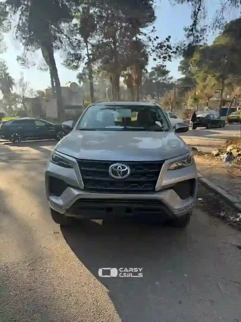 2026 تويوتا فورتونر