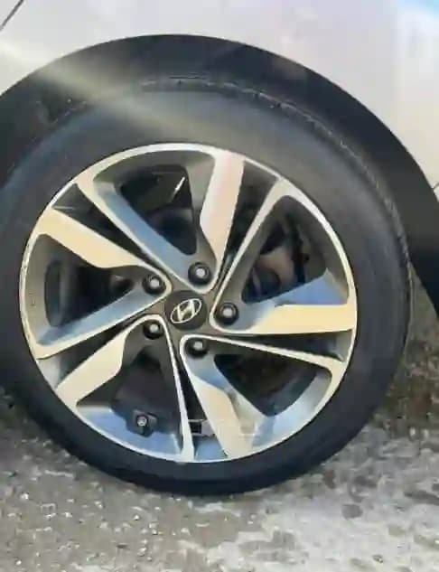 2013 هيونداي إلنترا - Image 6