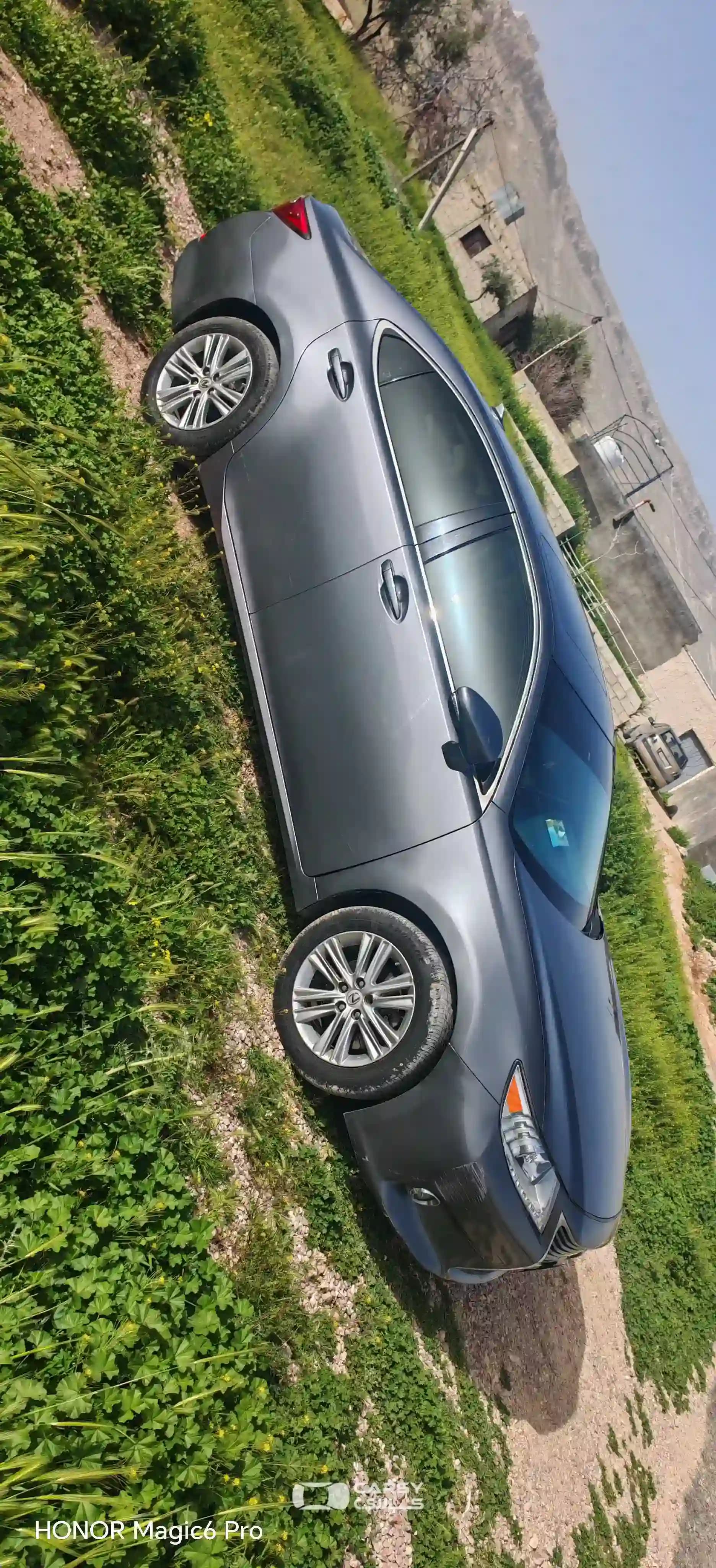 2013 لكزس ES - Image 3