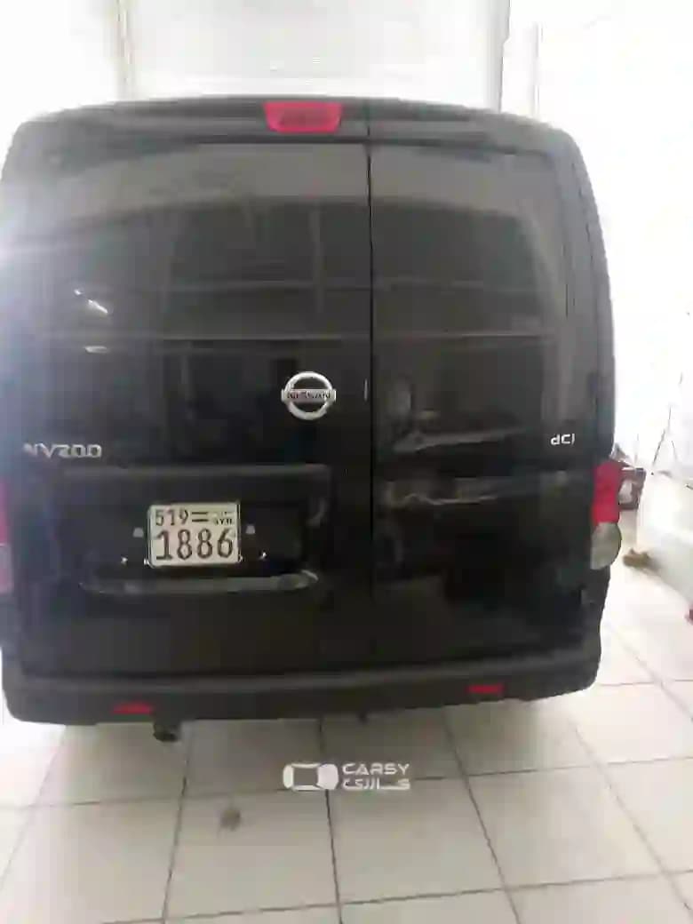 2016 نيسان NV350
