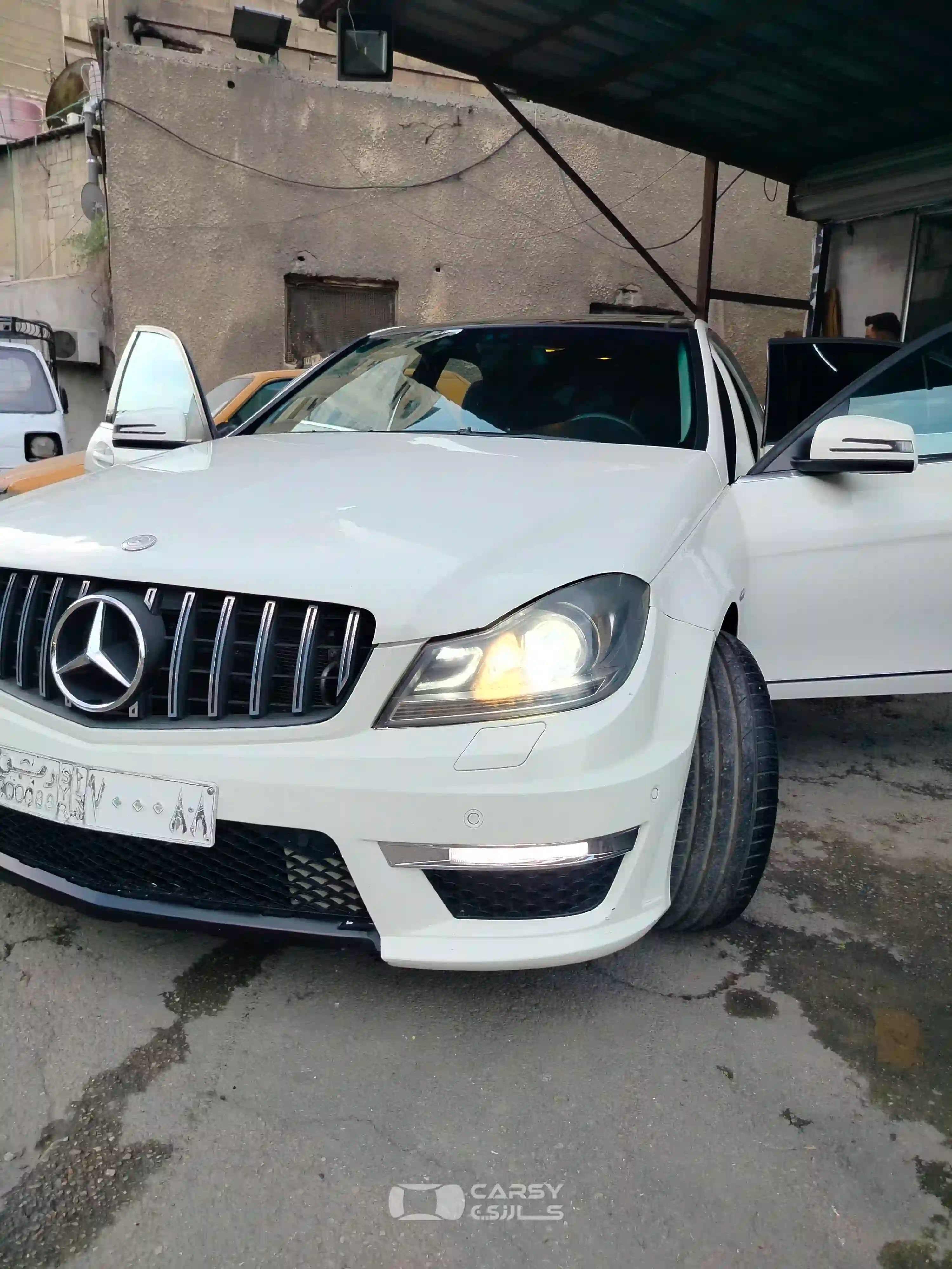 2011 مرسيدس بنز CLA CLASS - Image 3