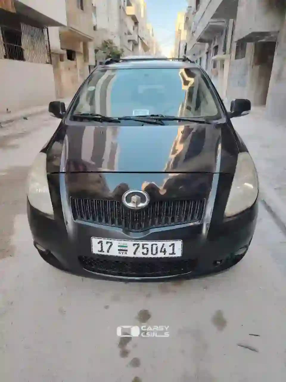 2012 تويوتا IQ - Image 7