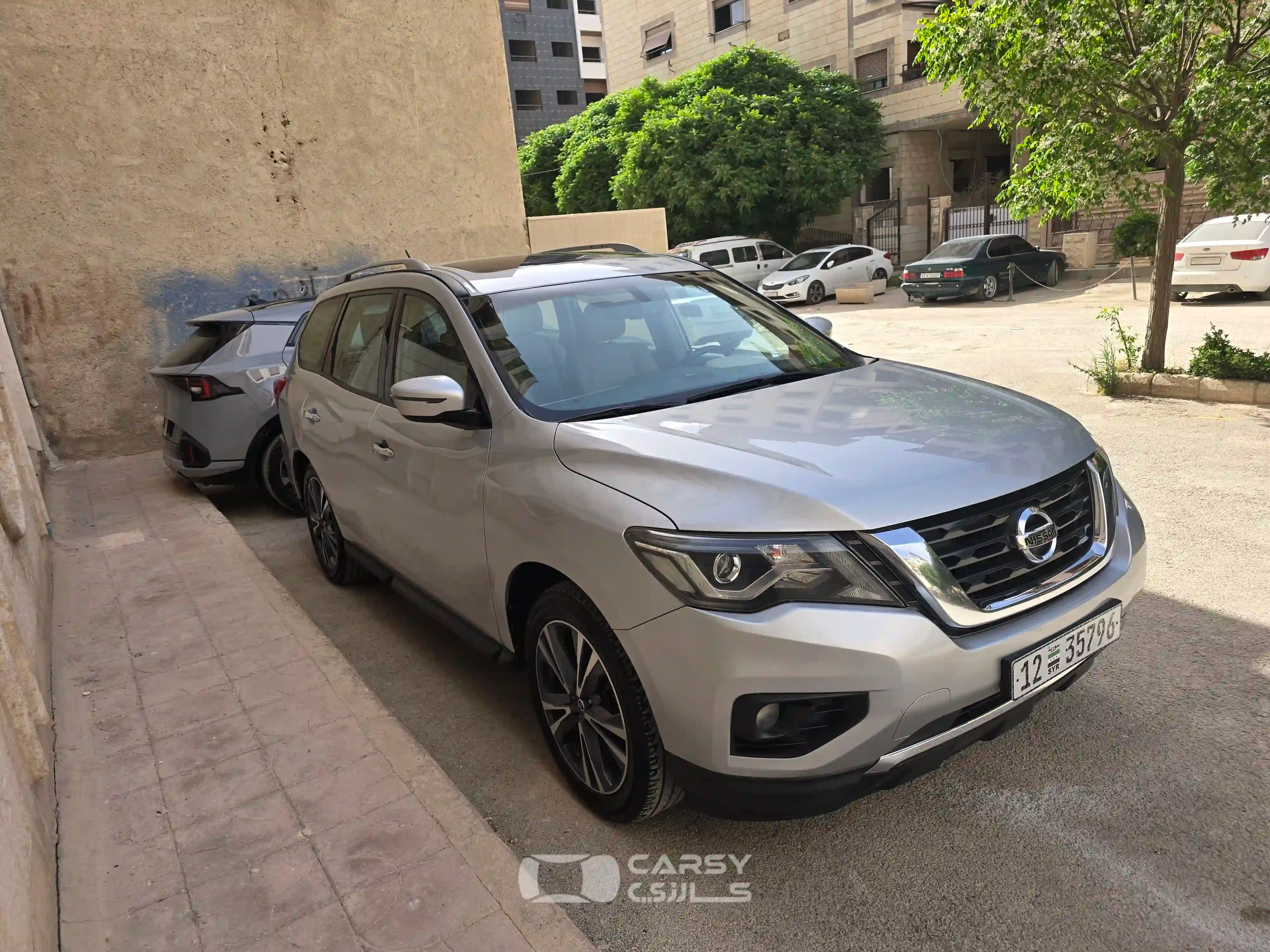 2019 نيسان باثفندر - Image 8