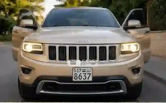 2014 جيب جراند شيروكي