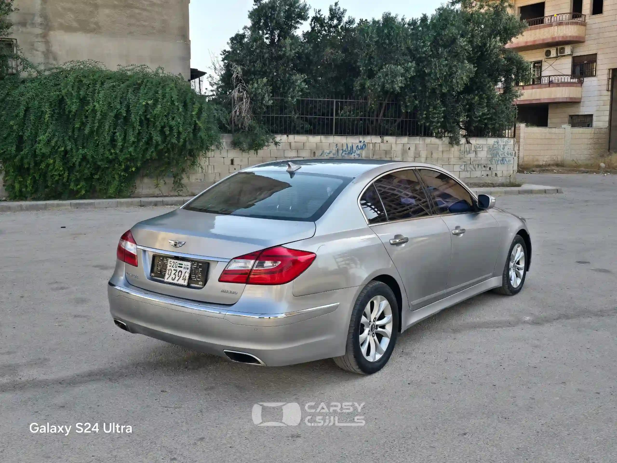2012 هيونداي جينسيس - Image 3