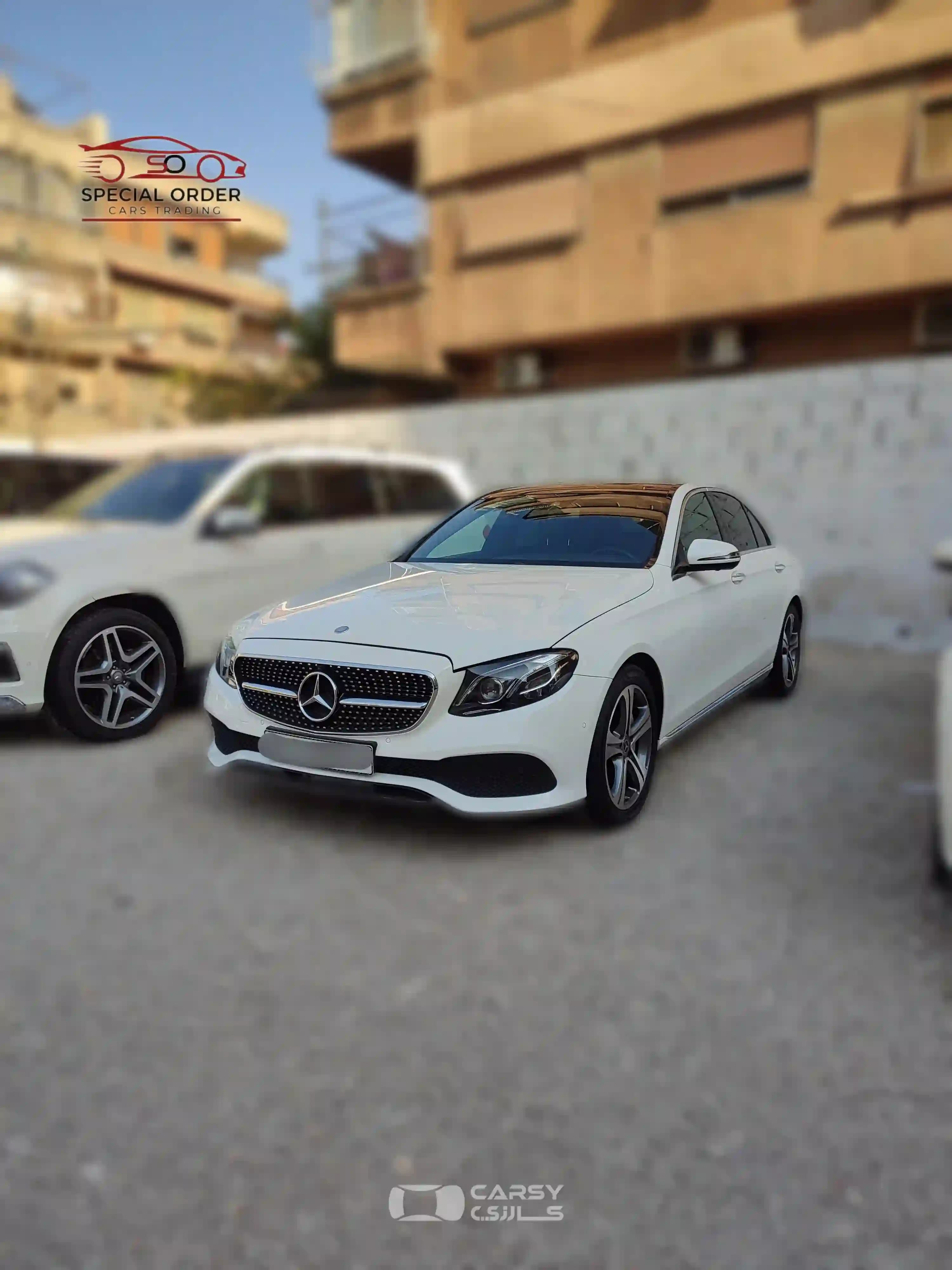 2017 مرسيدس بنز E CLASS - Image 3