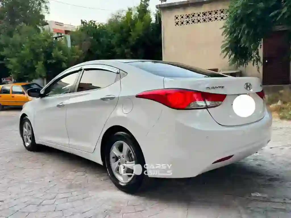 2012 هيونداي إلنترا - Image 6