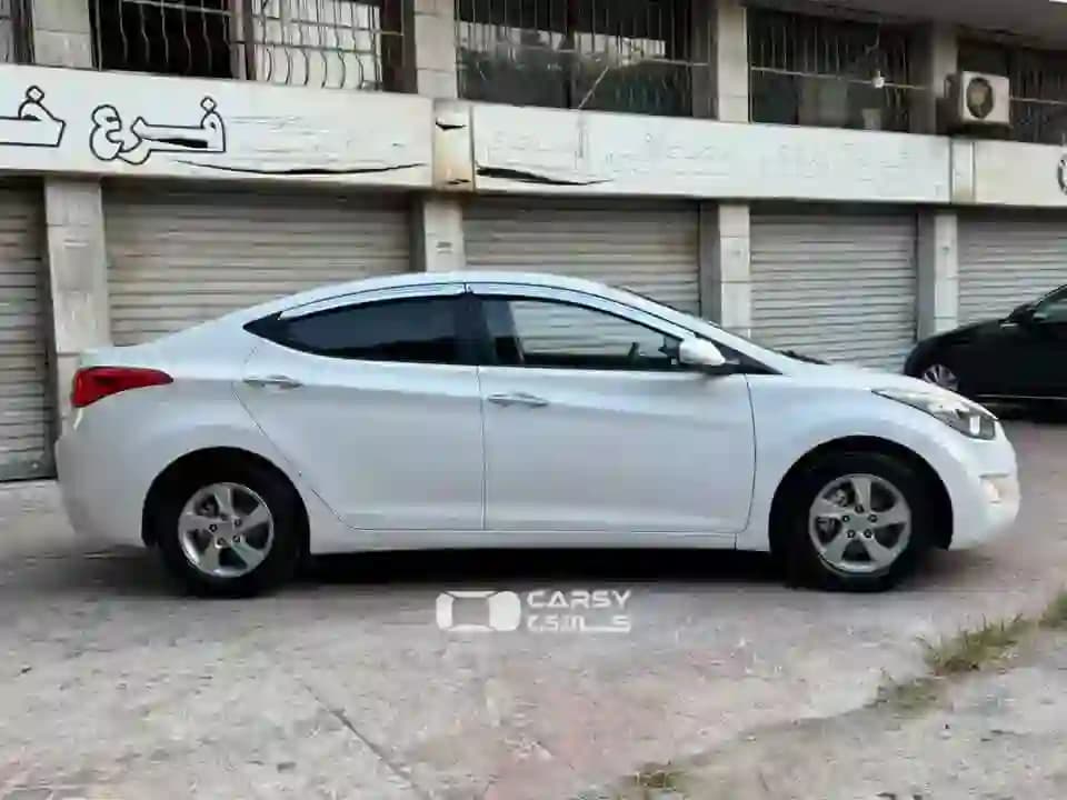 2012 هيونداي إلنترا - Image 8