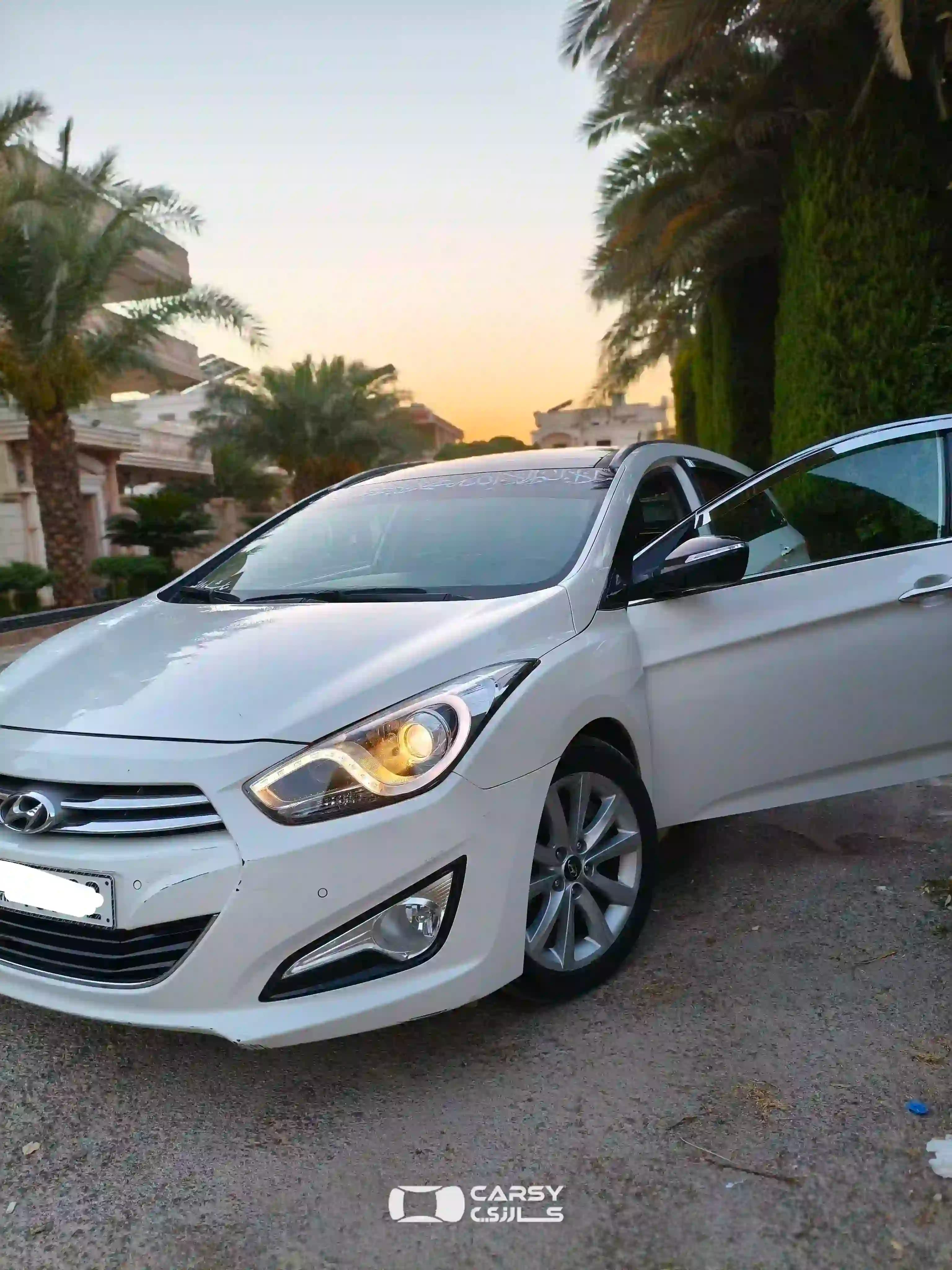 2012 هيونداي I 40 - Image 3