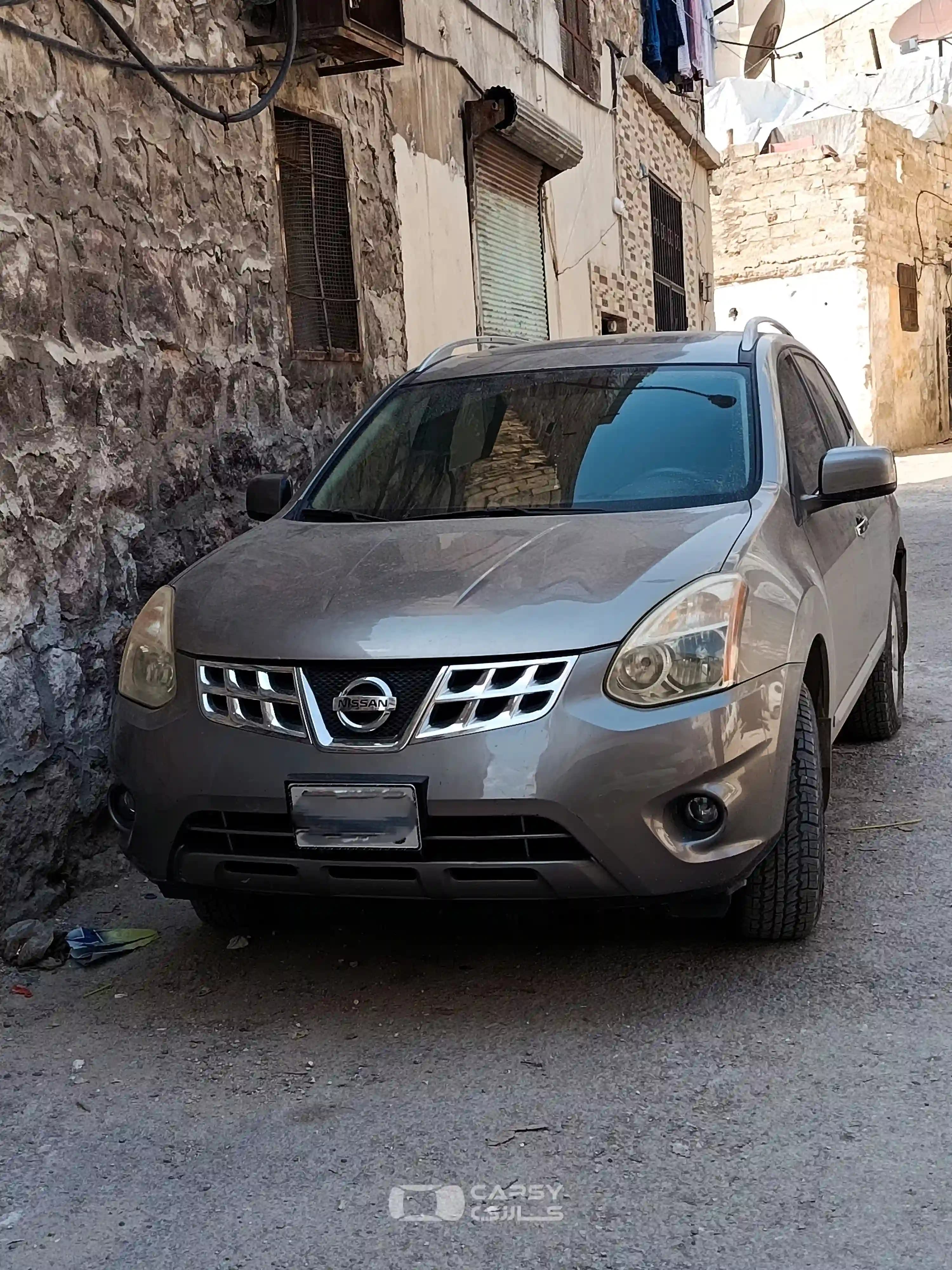 2013 نيسان روج