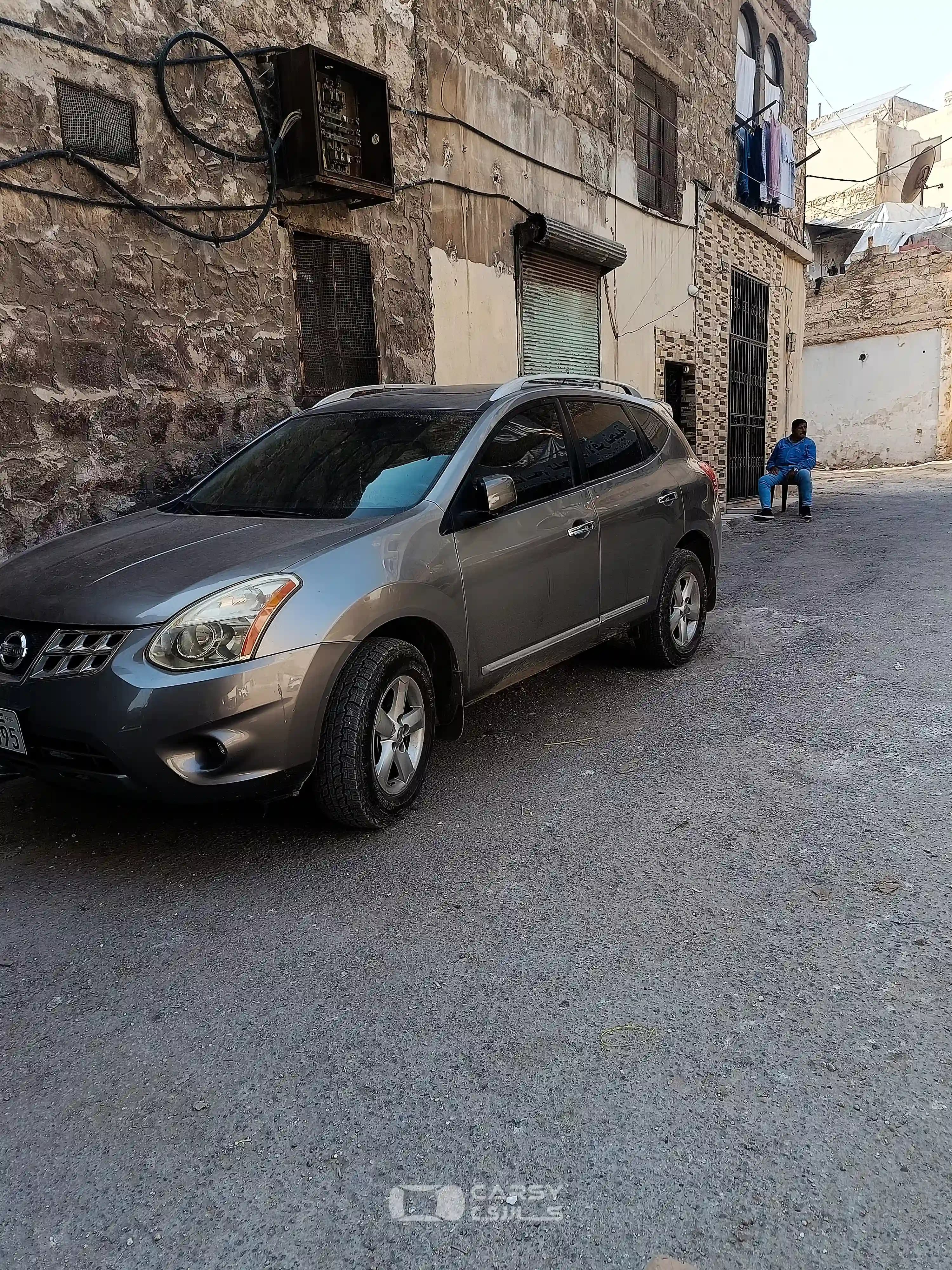 2013 نيسان روج - Image 2