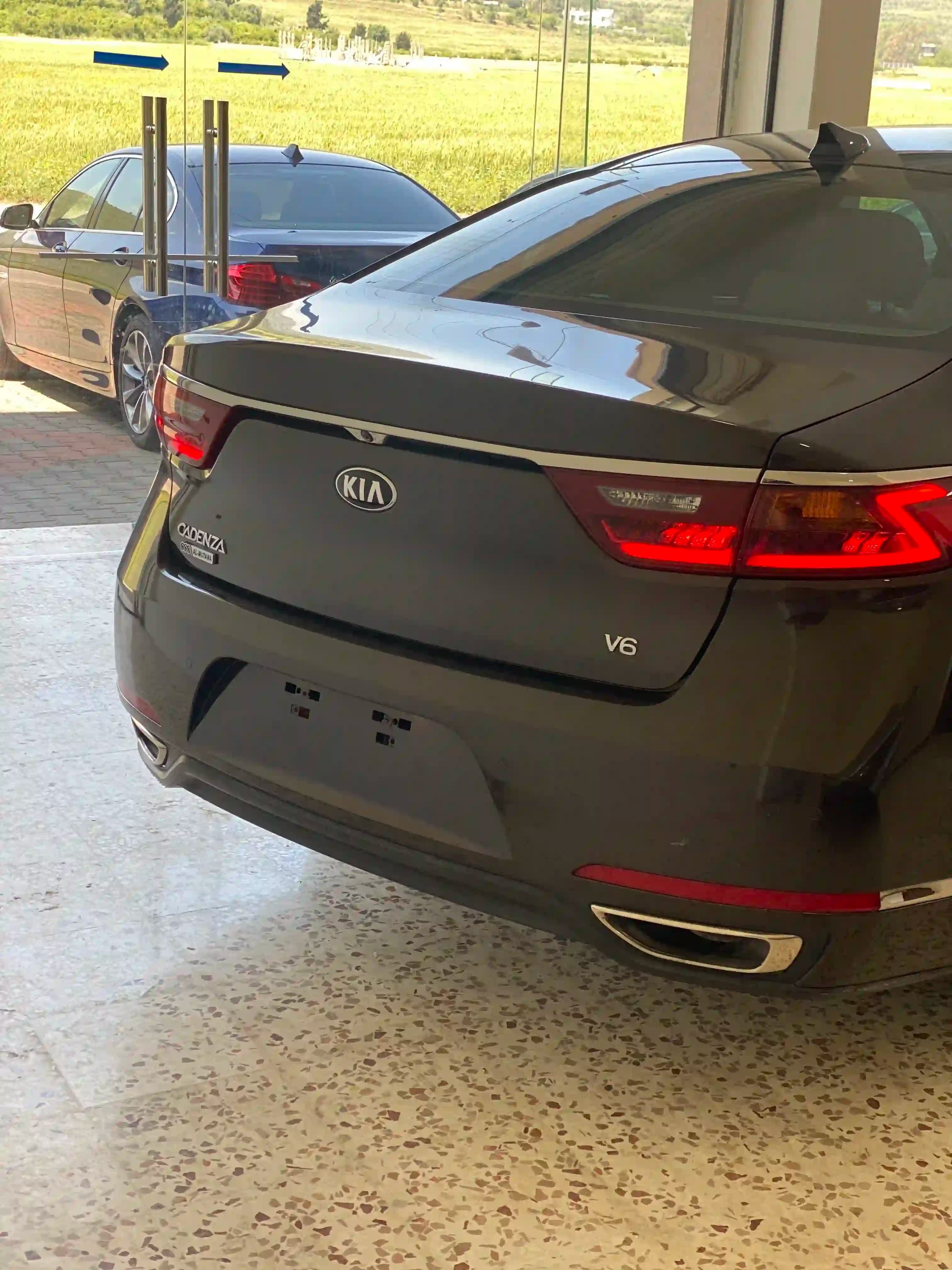 2019 كيا كادينزا - Image 3