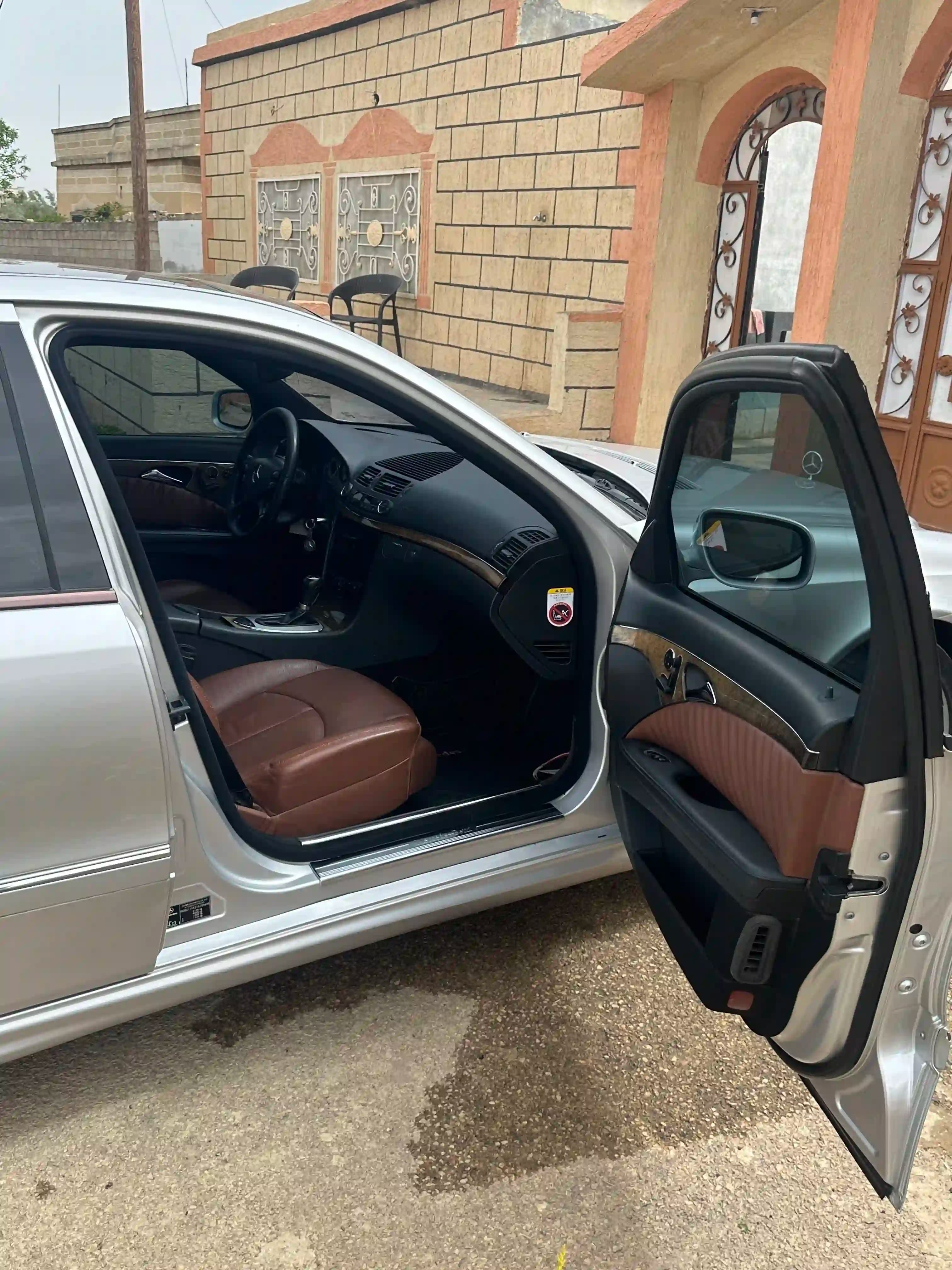 2005 مرسيدس بنز E CLASS - Image 6