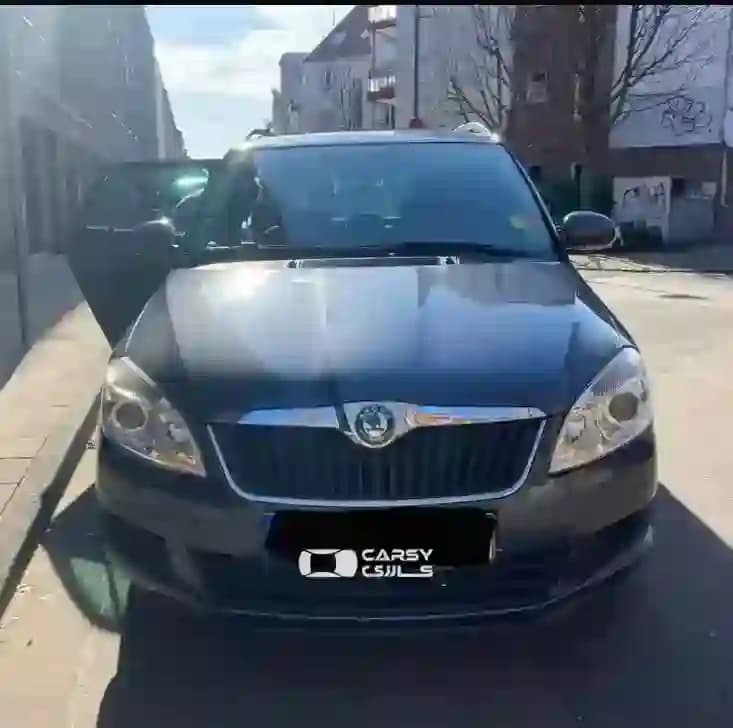 2012 سكودا فابيا - Image 13