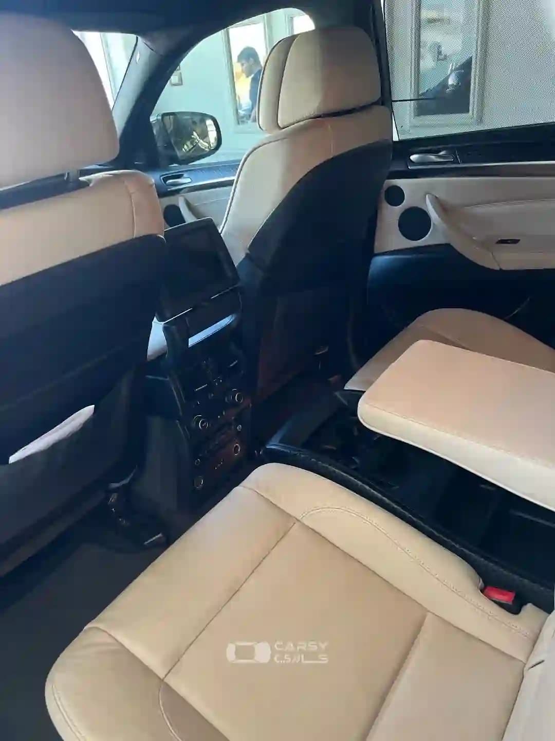 2011 بي إم دبليو X6 - Image 8