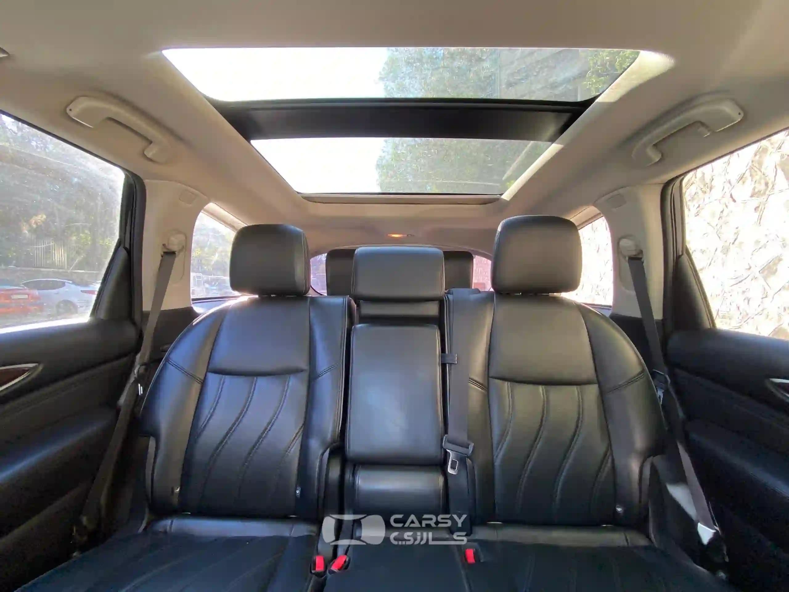 2015 إنفنتي QX60 - Image 10