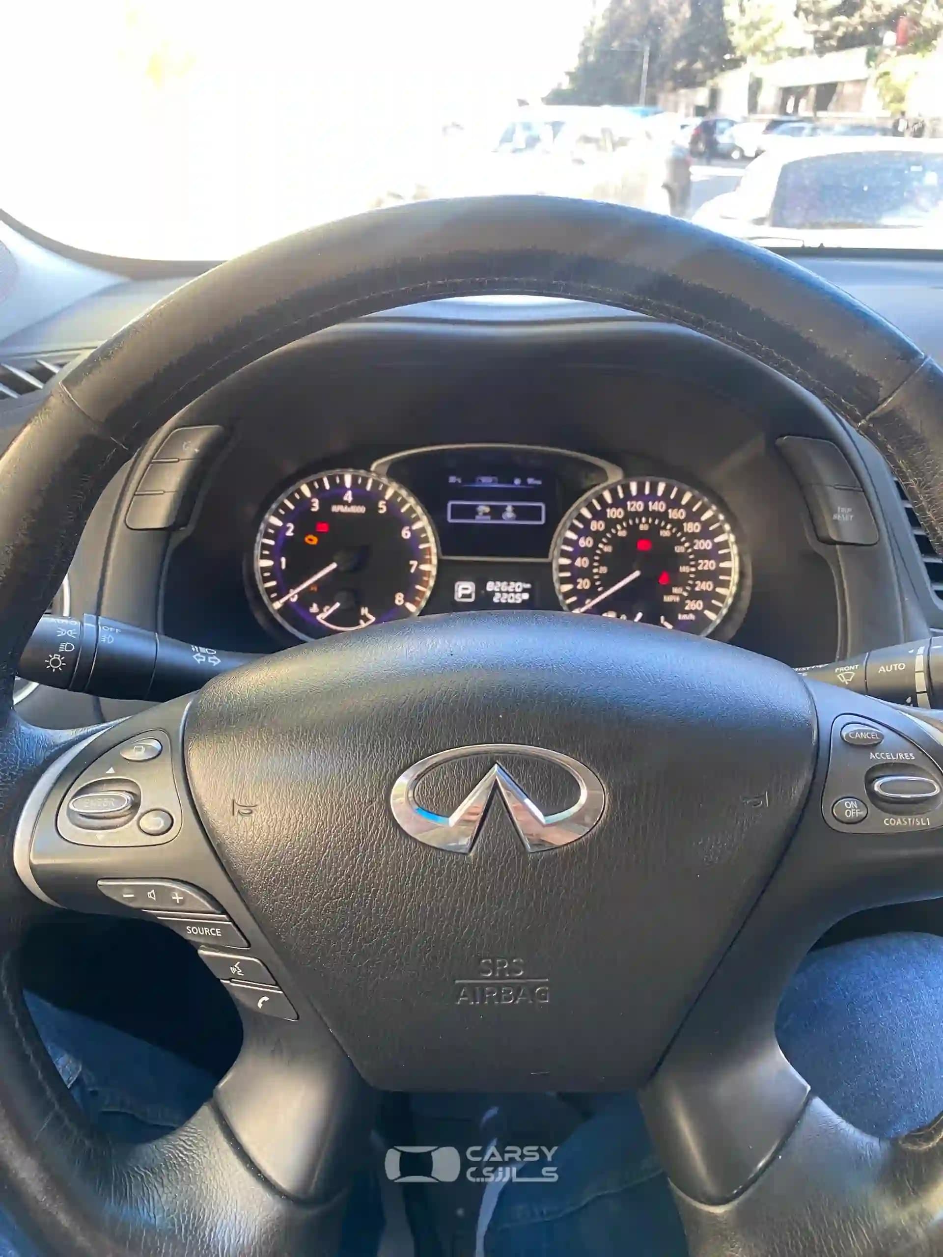 2015 إنفنتي QX60 - Image 14