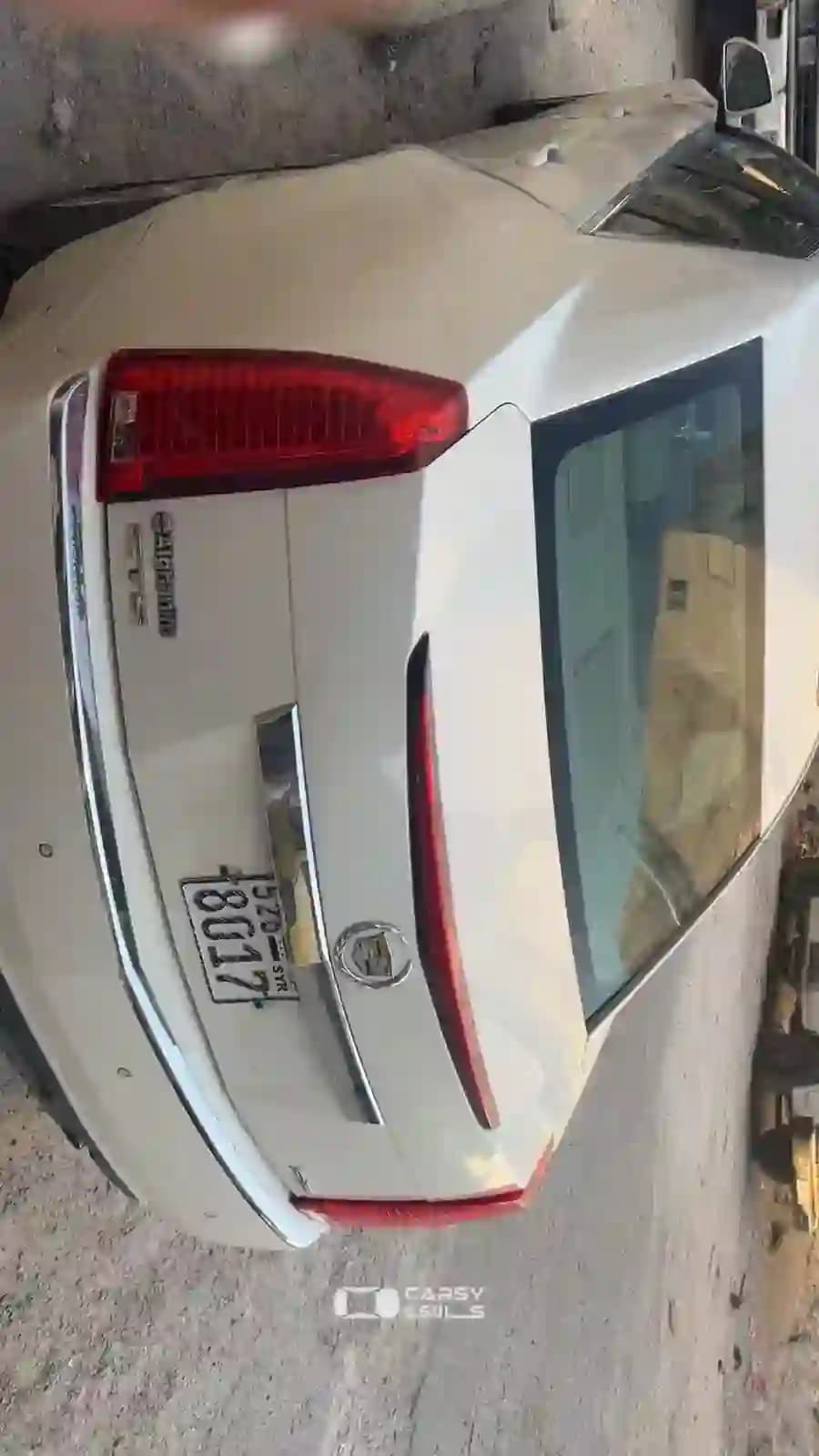 2012 كاديلك CT5 - Image 5
