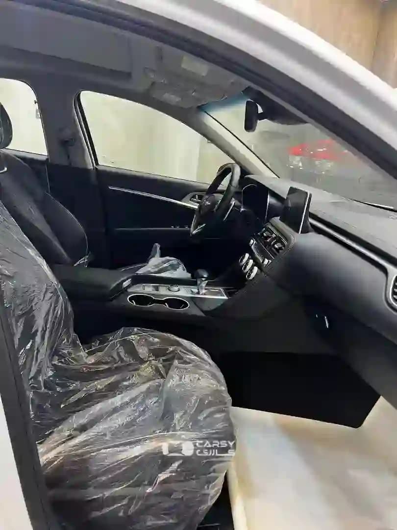 2020 جينسيس G70 - Image 4