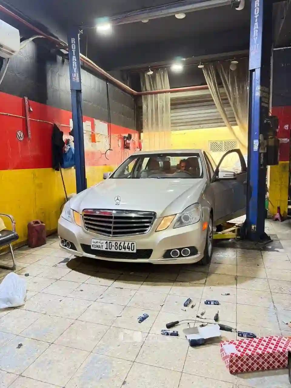 2010 مرسيدس بنز E CLASS - Image 8