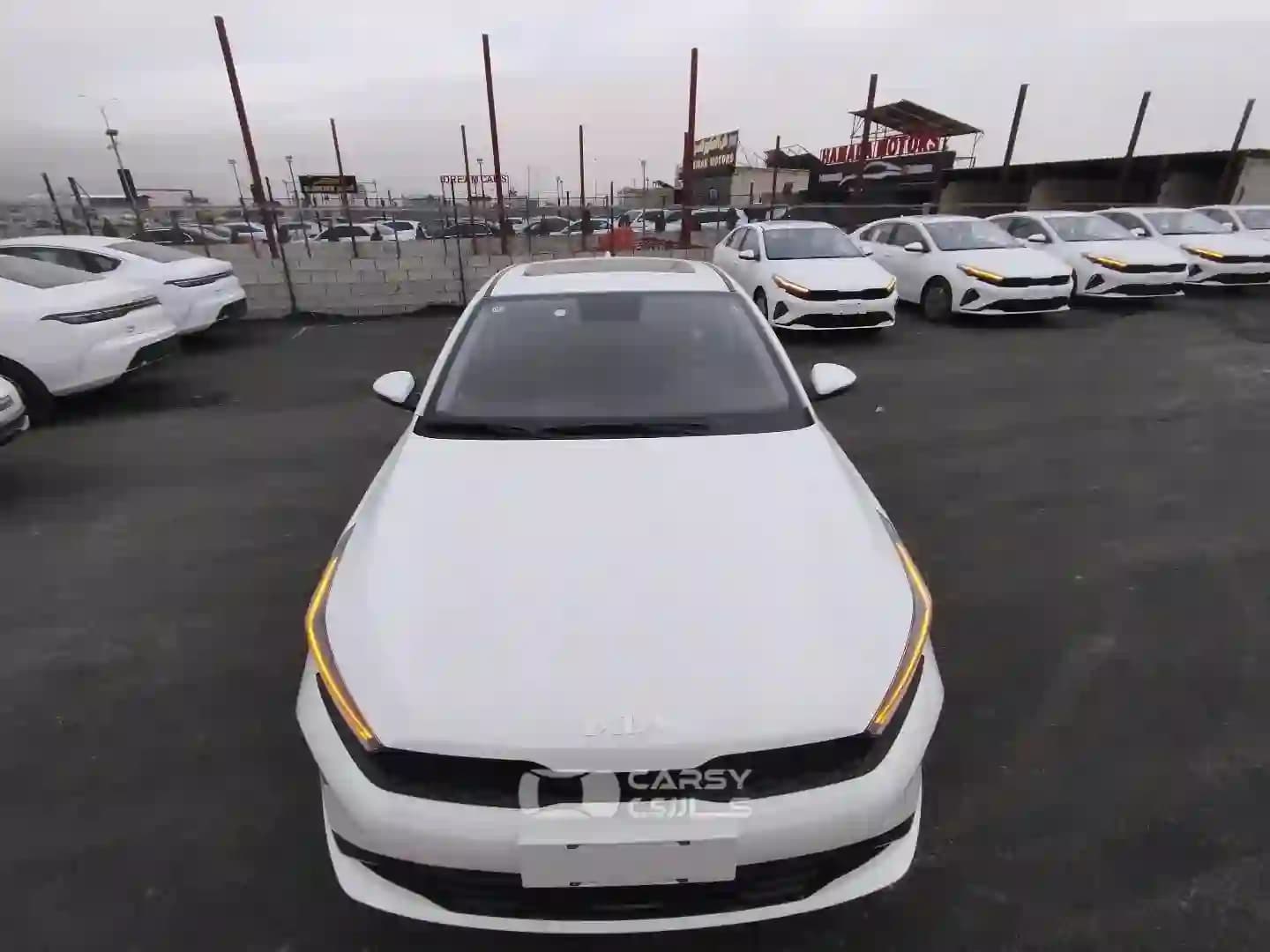 2025 كيا سيراتو - Image 20