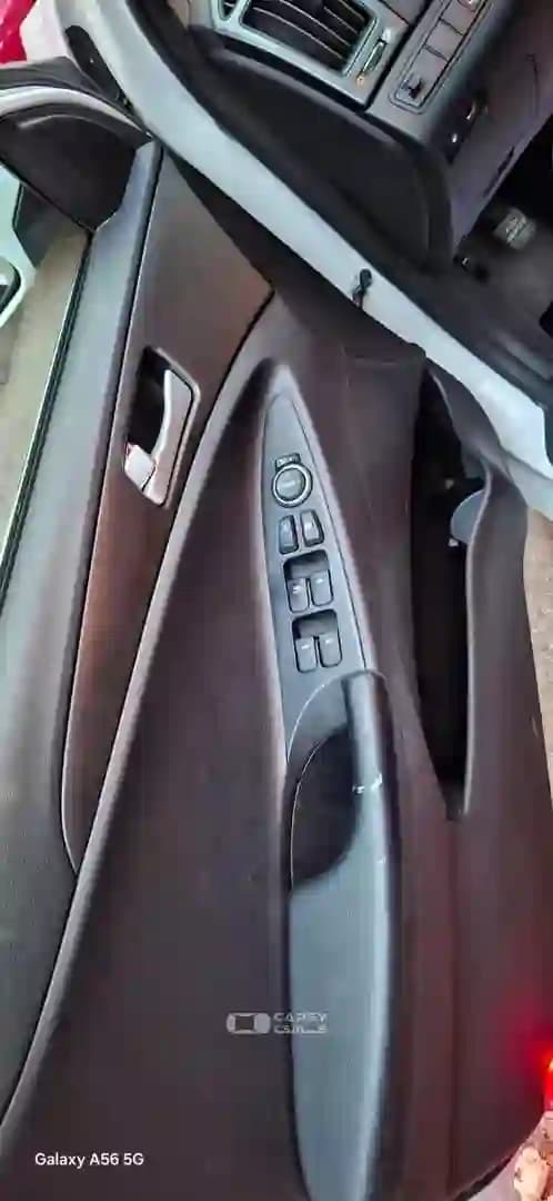 2010 هيونداي سوناتا - Image 4