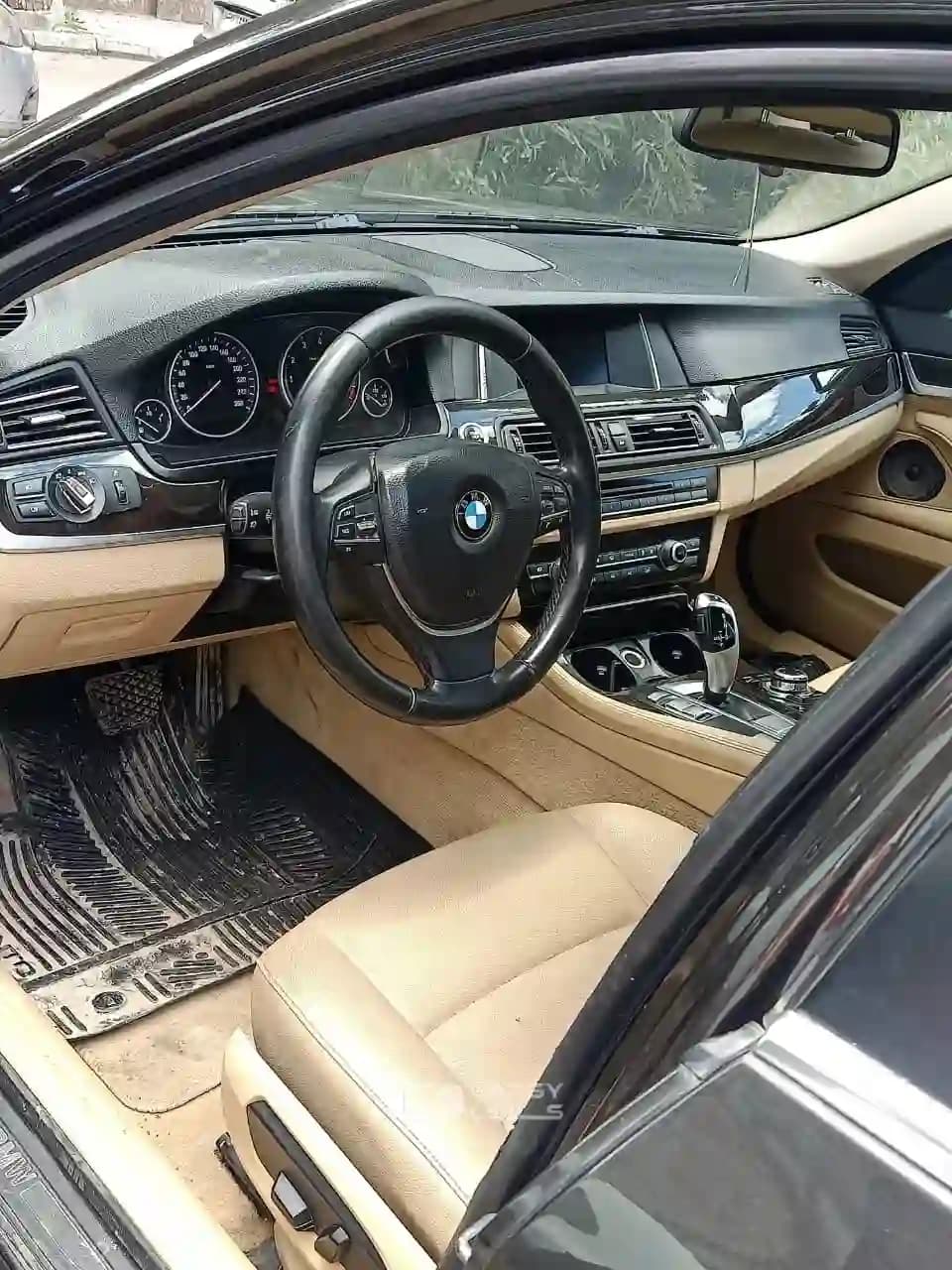 2014 بي إم دبليو SERIES 5 - Image 2