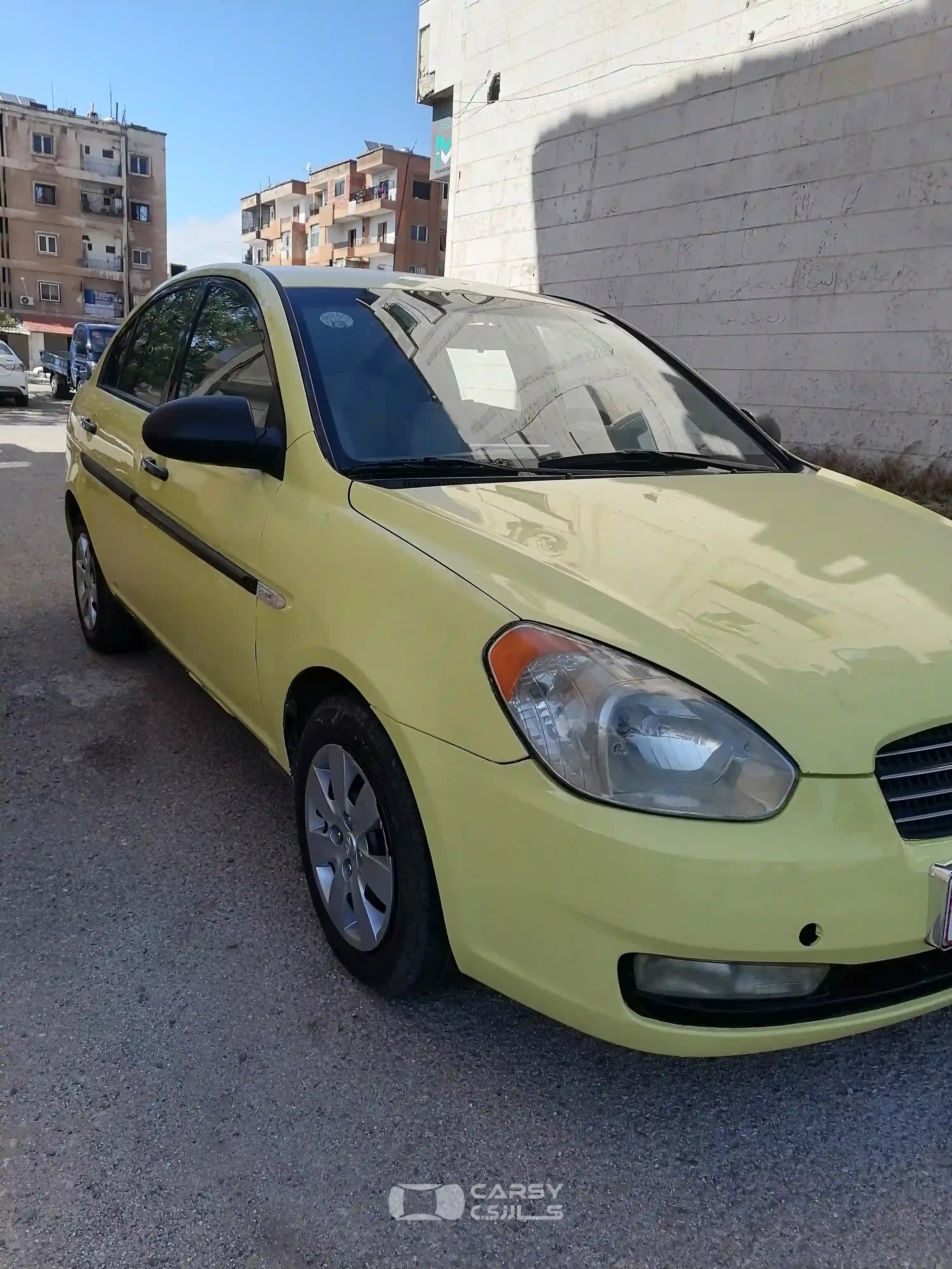 2010 هيونداي اكسنت - Image 2