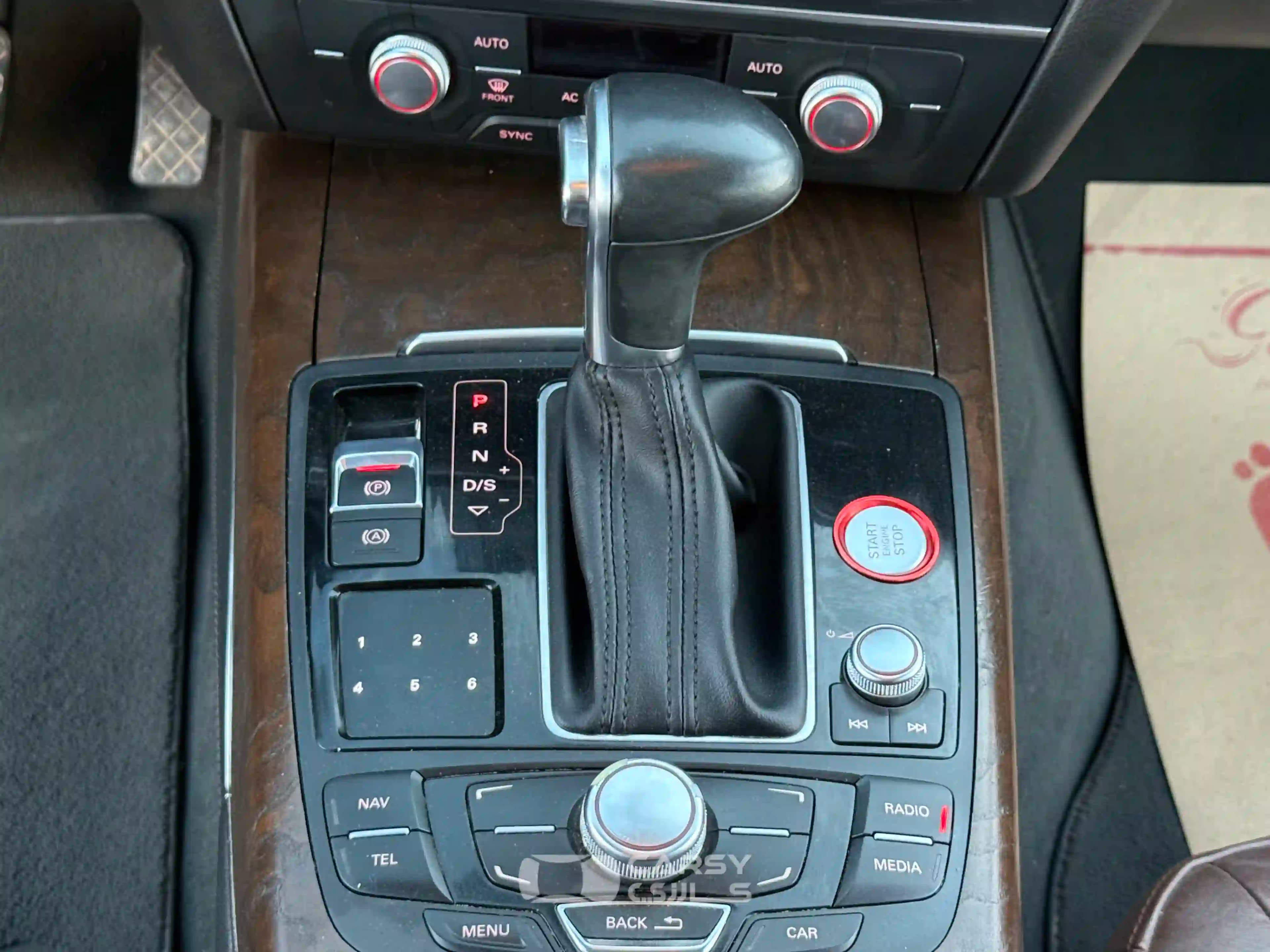 2013 أودي A6 - Image 18